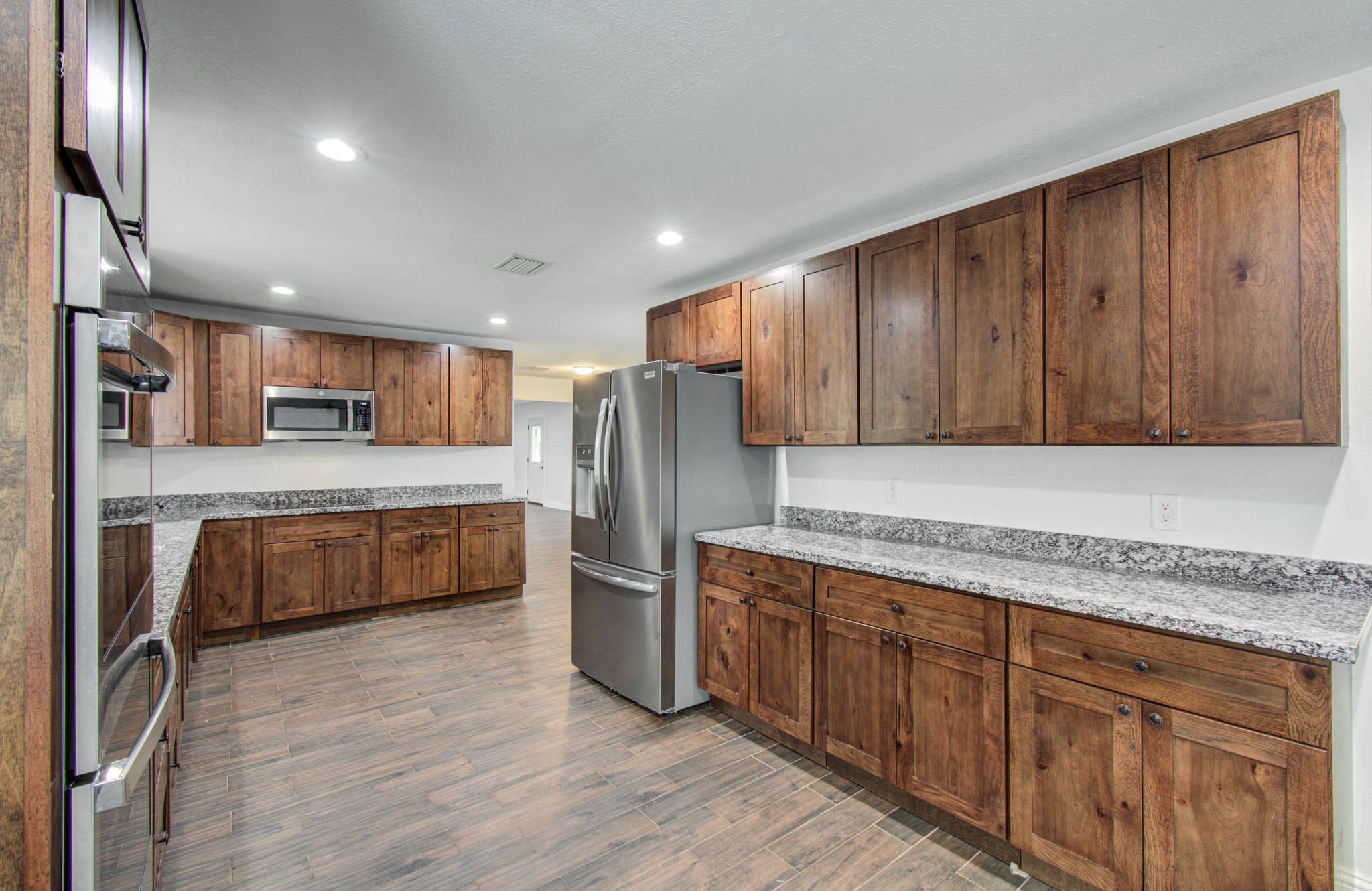 536 Robert E Lee Drive Property Photo 10