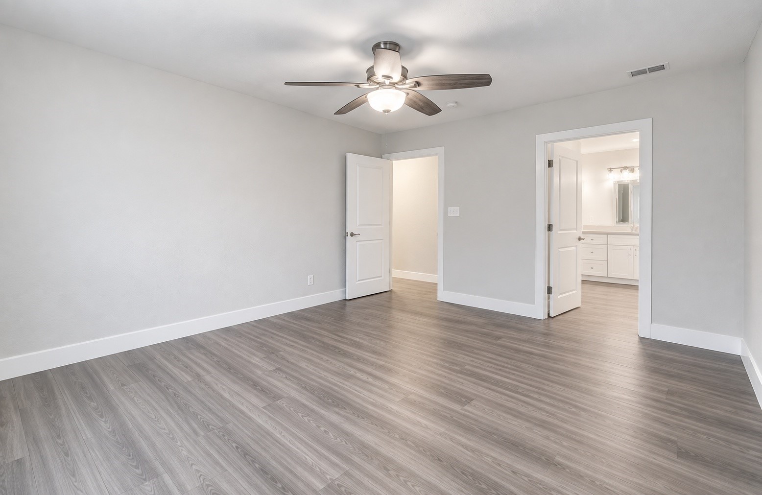 536 Robert E Lee Drive Property Photo 19