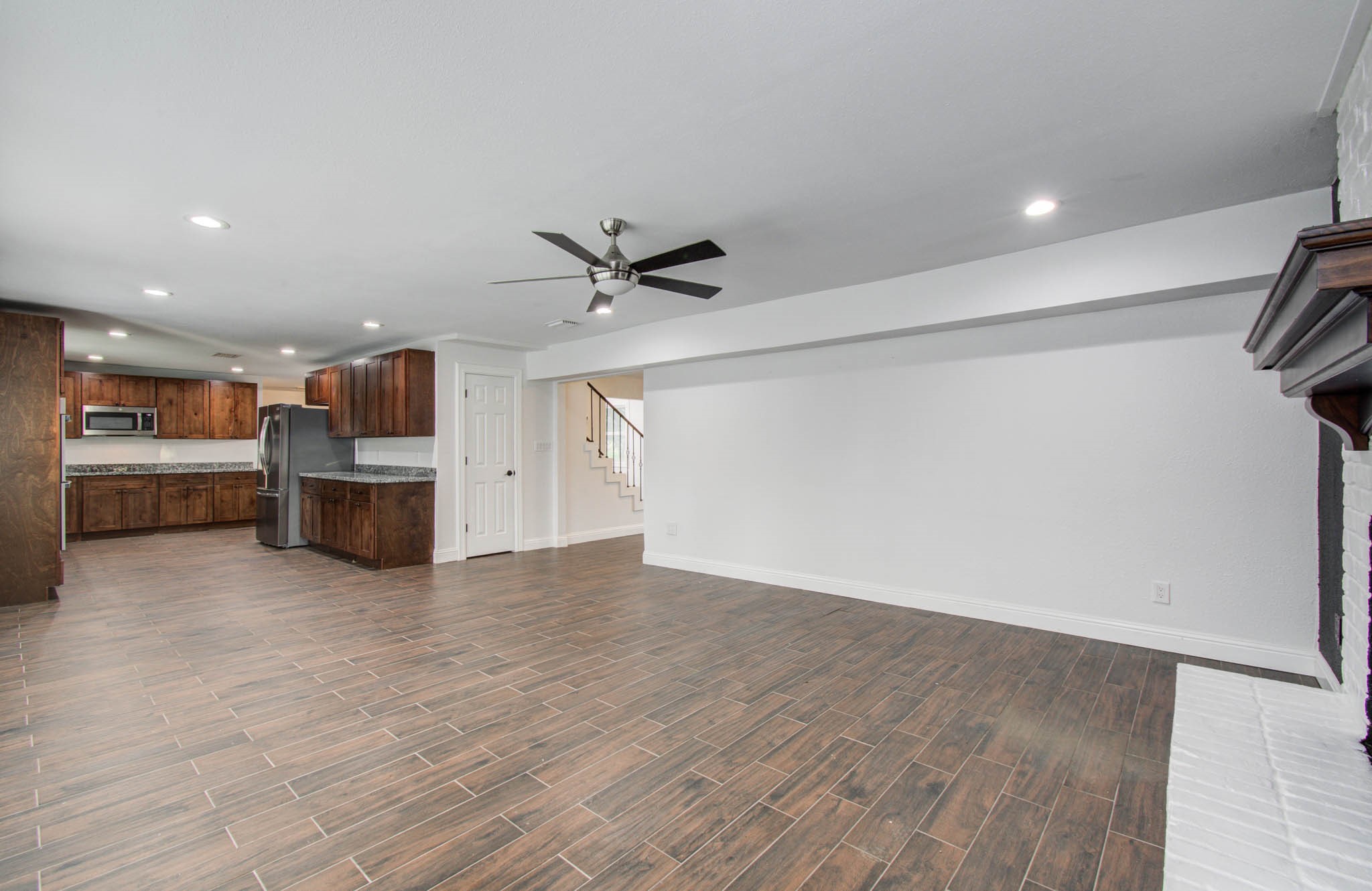 536 Robert E Lee Drive Property Photo 22