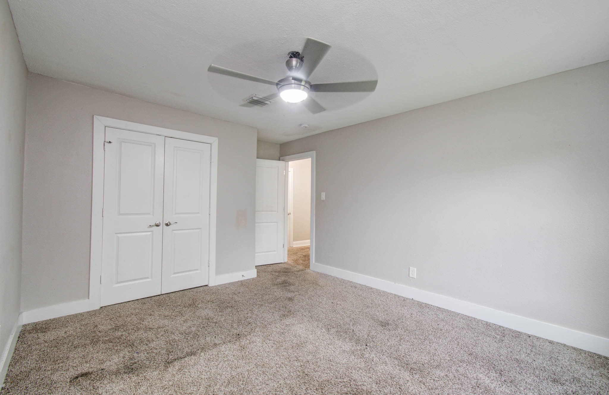 536 Robert E Lee Drive Property Photo 33