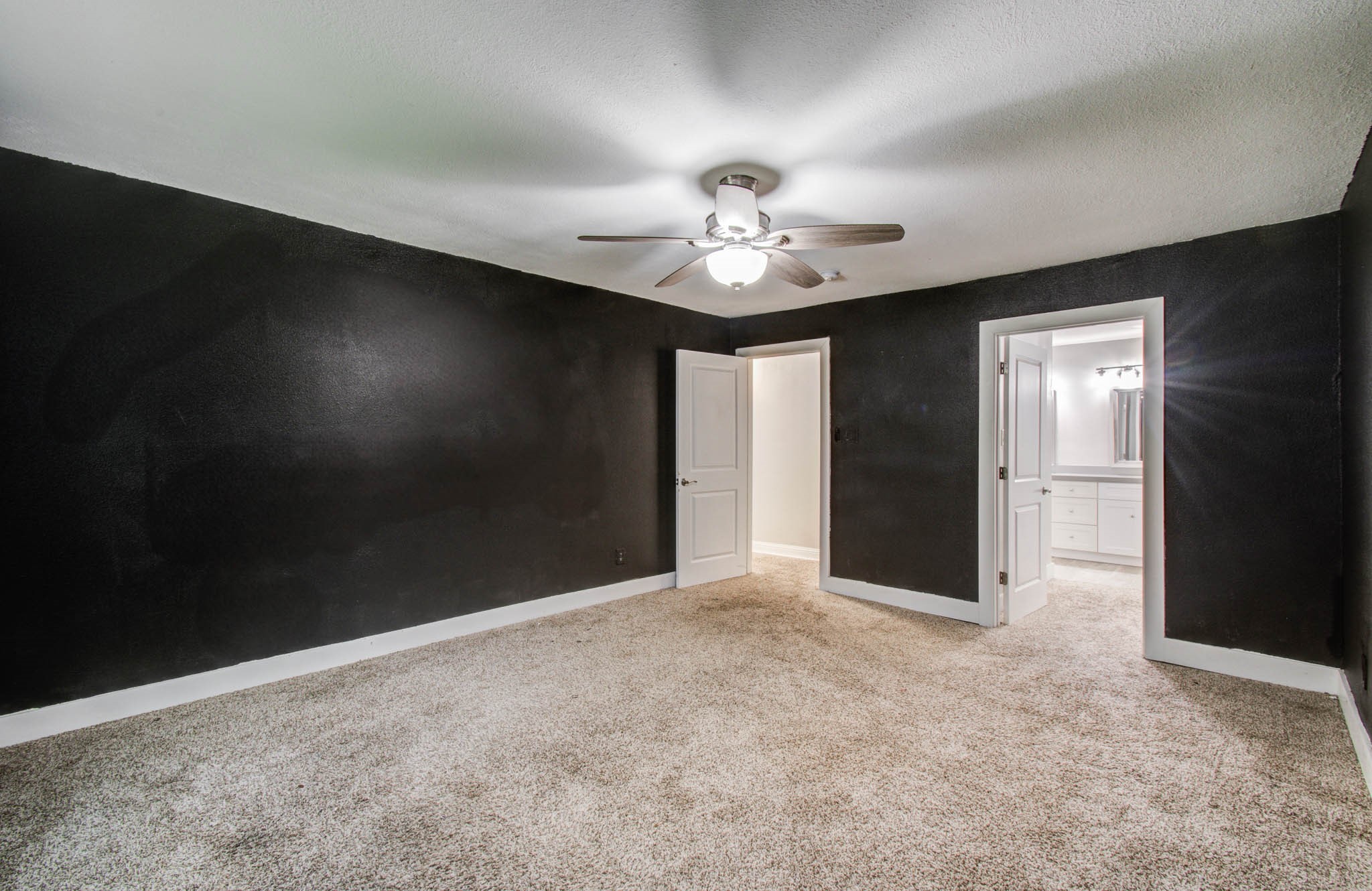 536 Robert E Lee Drive Property Photo 38