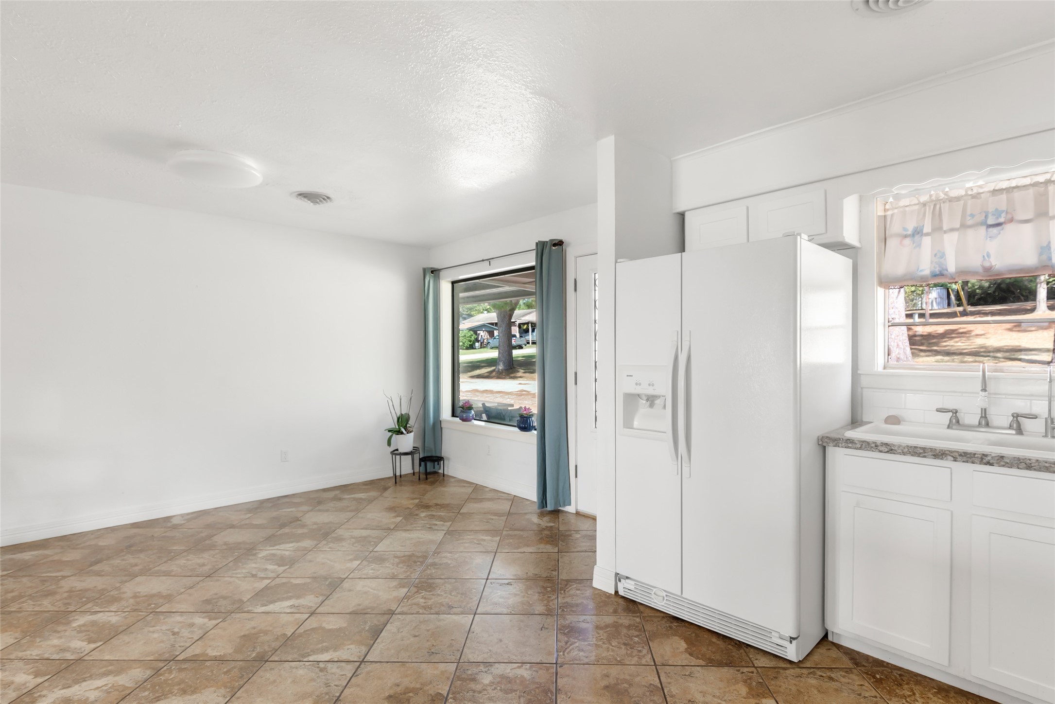 406 Kickapoo Drive Property Photo 14