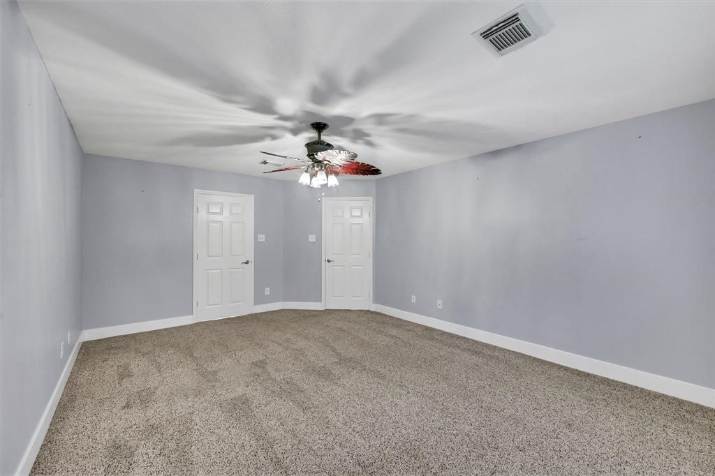 12722 Wolf Creek Court Property Photo 10