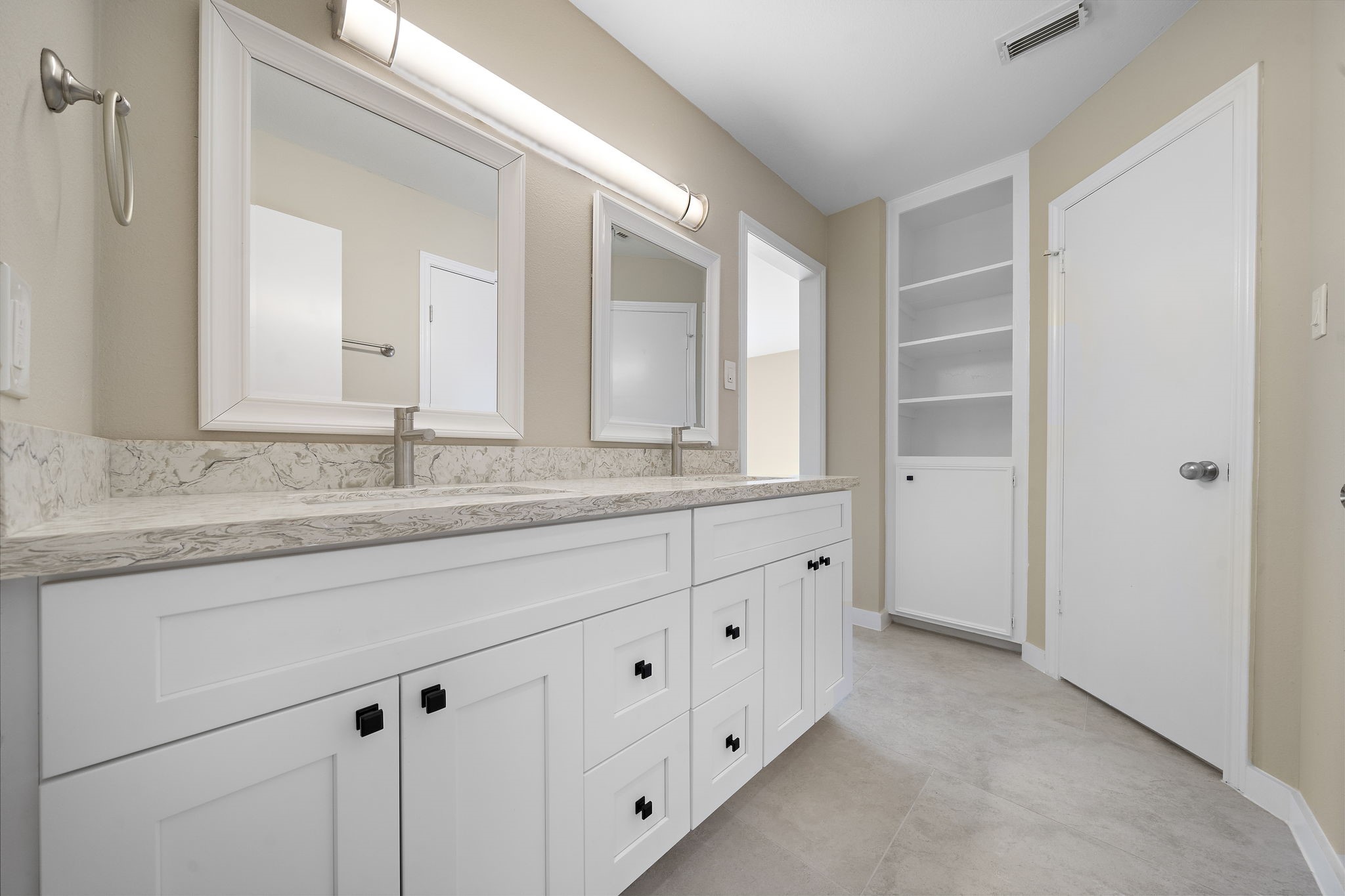 21627 Cimarron Parkway Property Photo 5