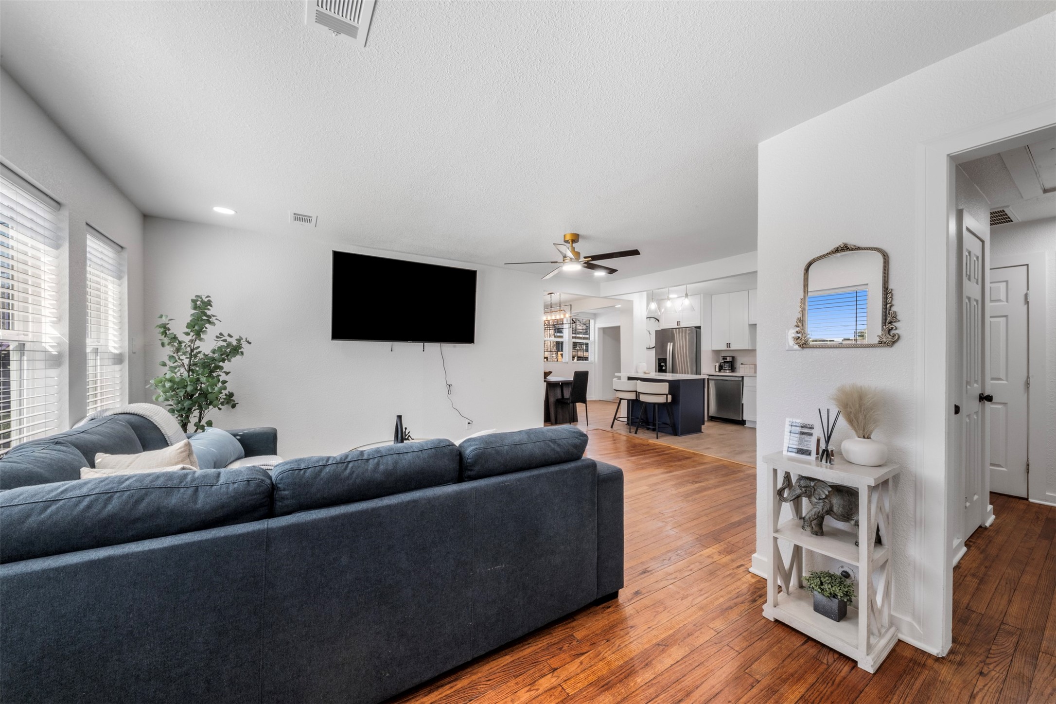 3614 Billingsley Street Property Photo 5