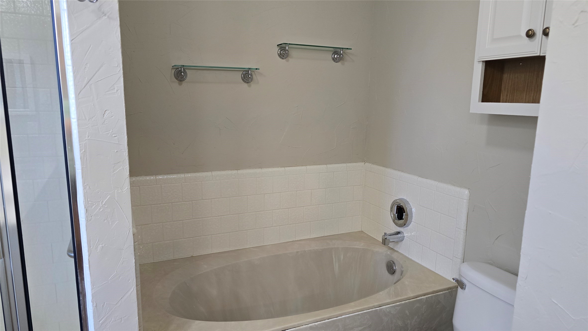 11102 Fall Breeze Drive Property Photo 10
