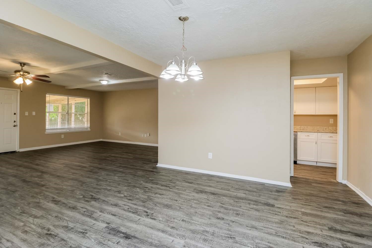 23302 Upper Falls Court Property Photo 7