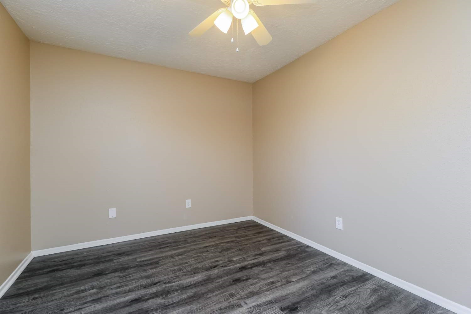 23302 Upper Falls Court Property Photo 12