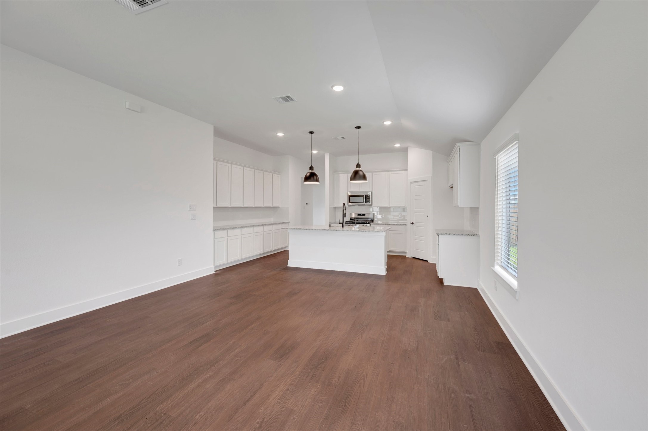 5803 Blazing Light Lane Property Photo 6
