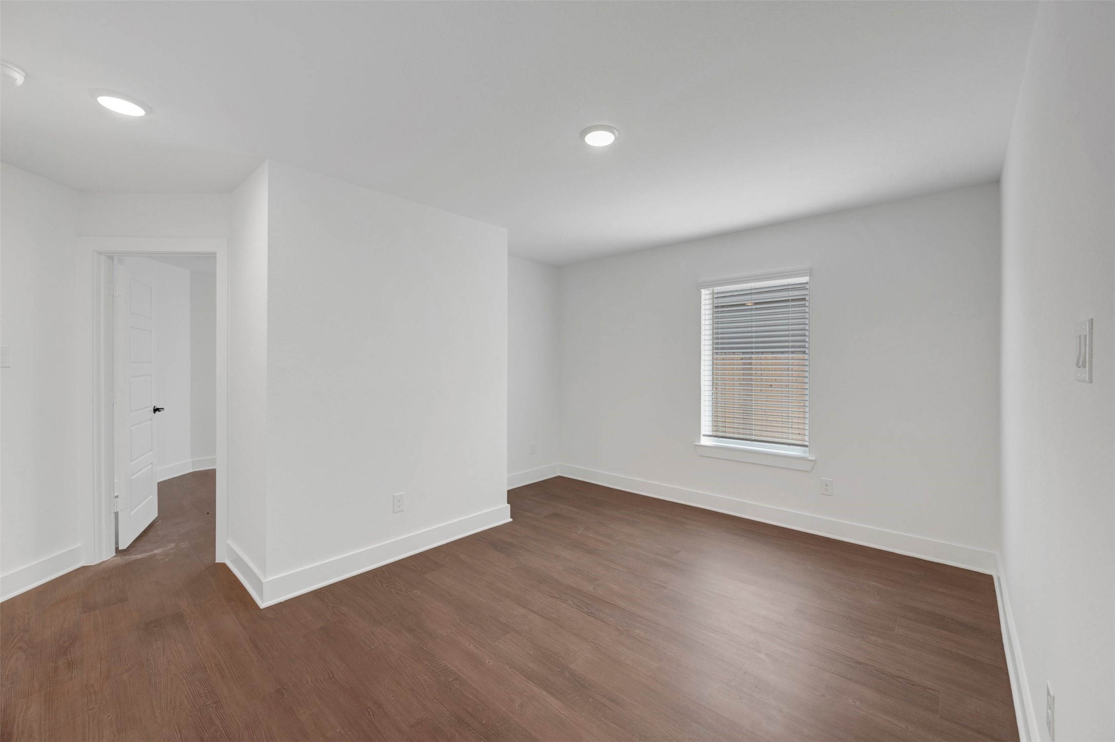 5803 Blazing Light Lane Property Photo 18