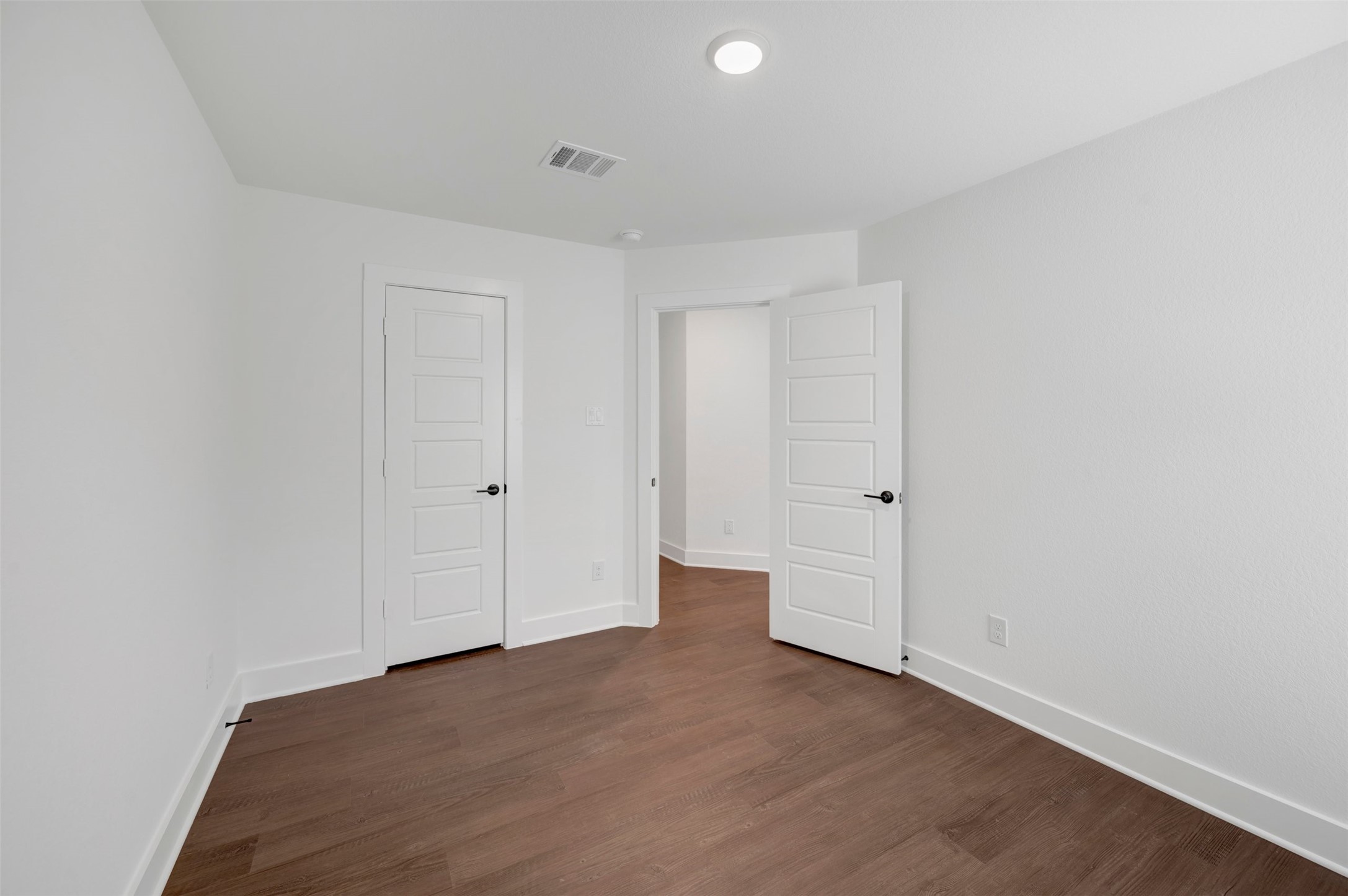 5803 Blazing Light Lane Property Photo 22