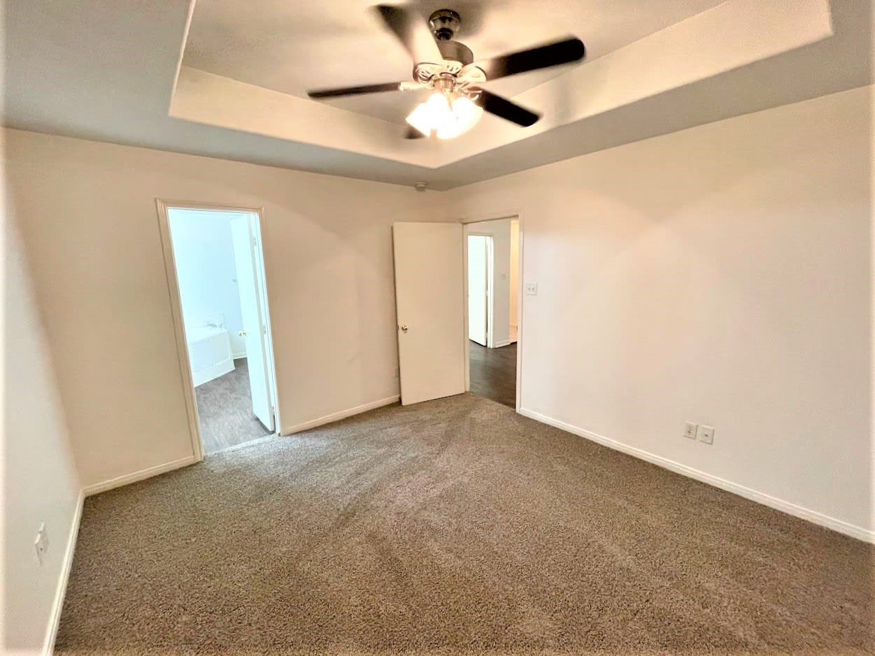 16334 Many Trees Lane Property Photo 8
