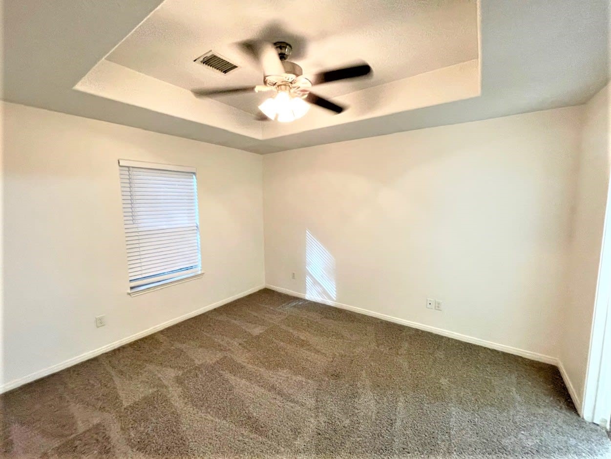 16334 Many Trees Lane Property Photo 9