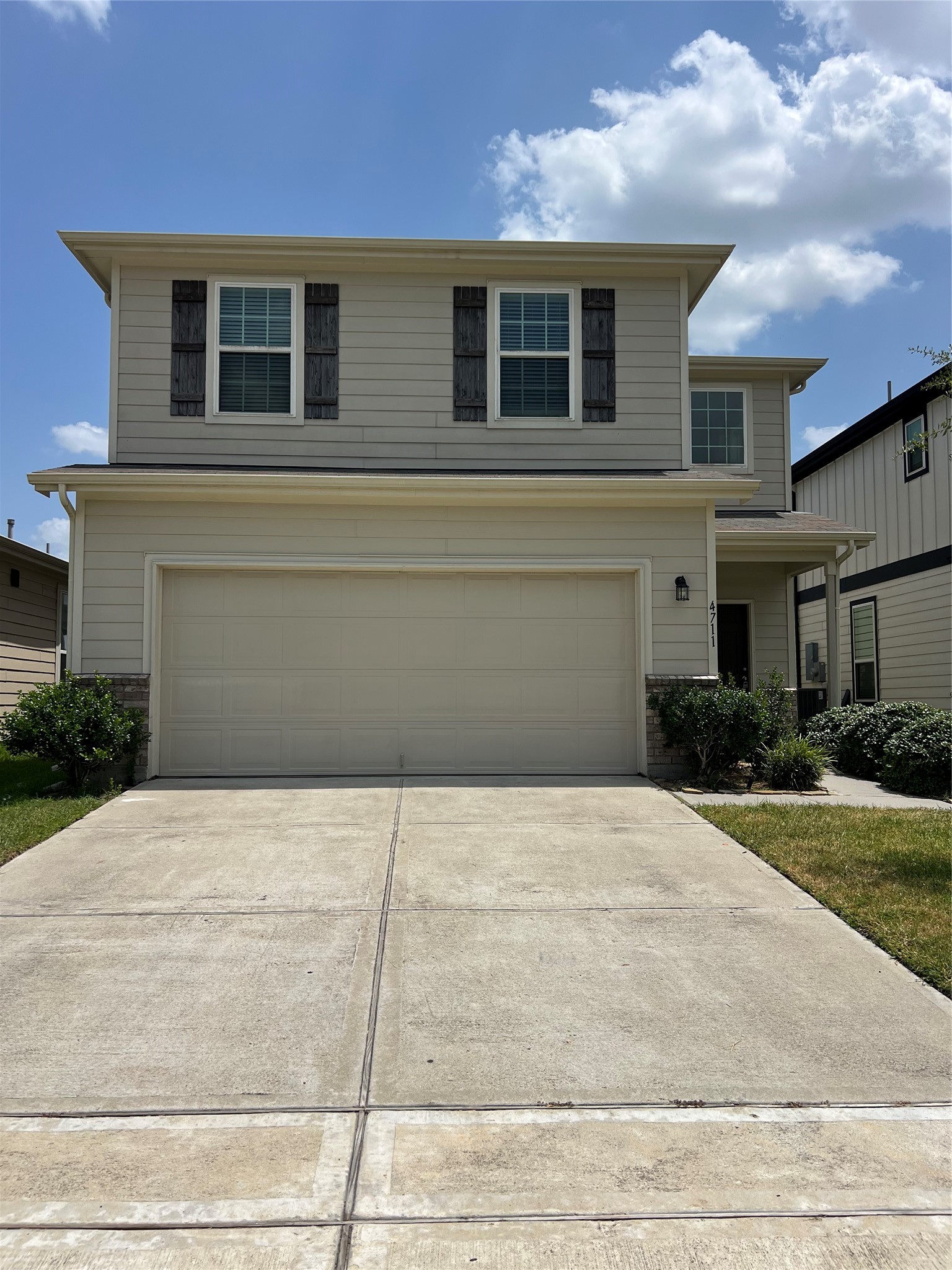 4711 Prairie Chase Drive Property Photo 1