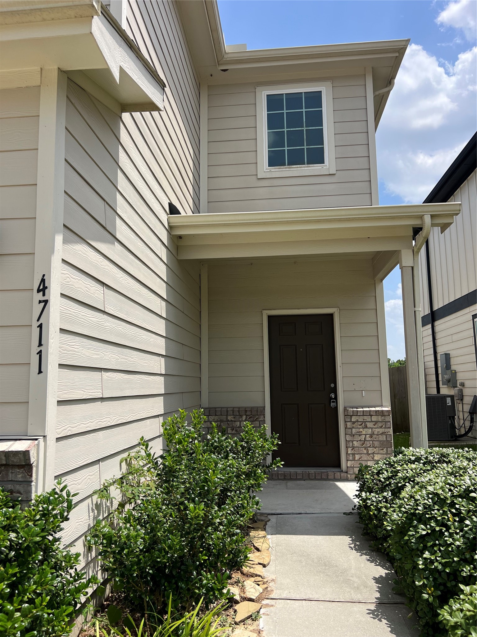 4711 Prairie Chase Drive Property Photo 2