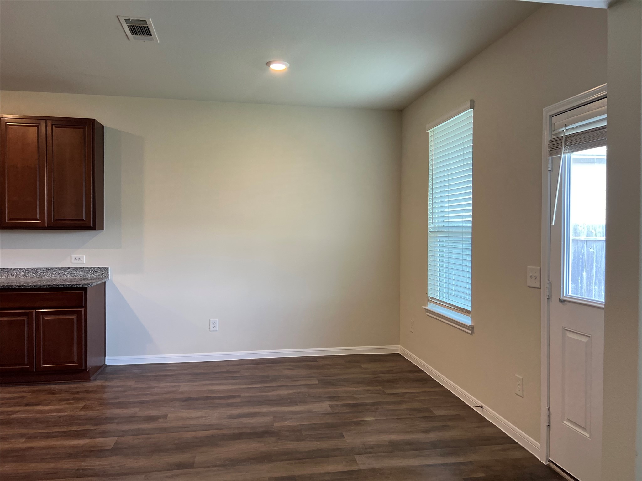 4711 Prairie Chase Drive Property Photo 7