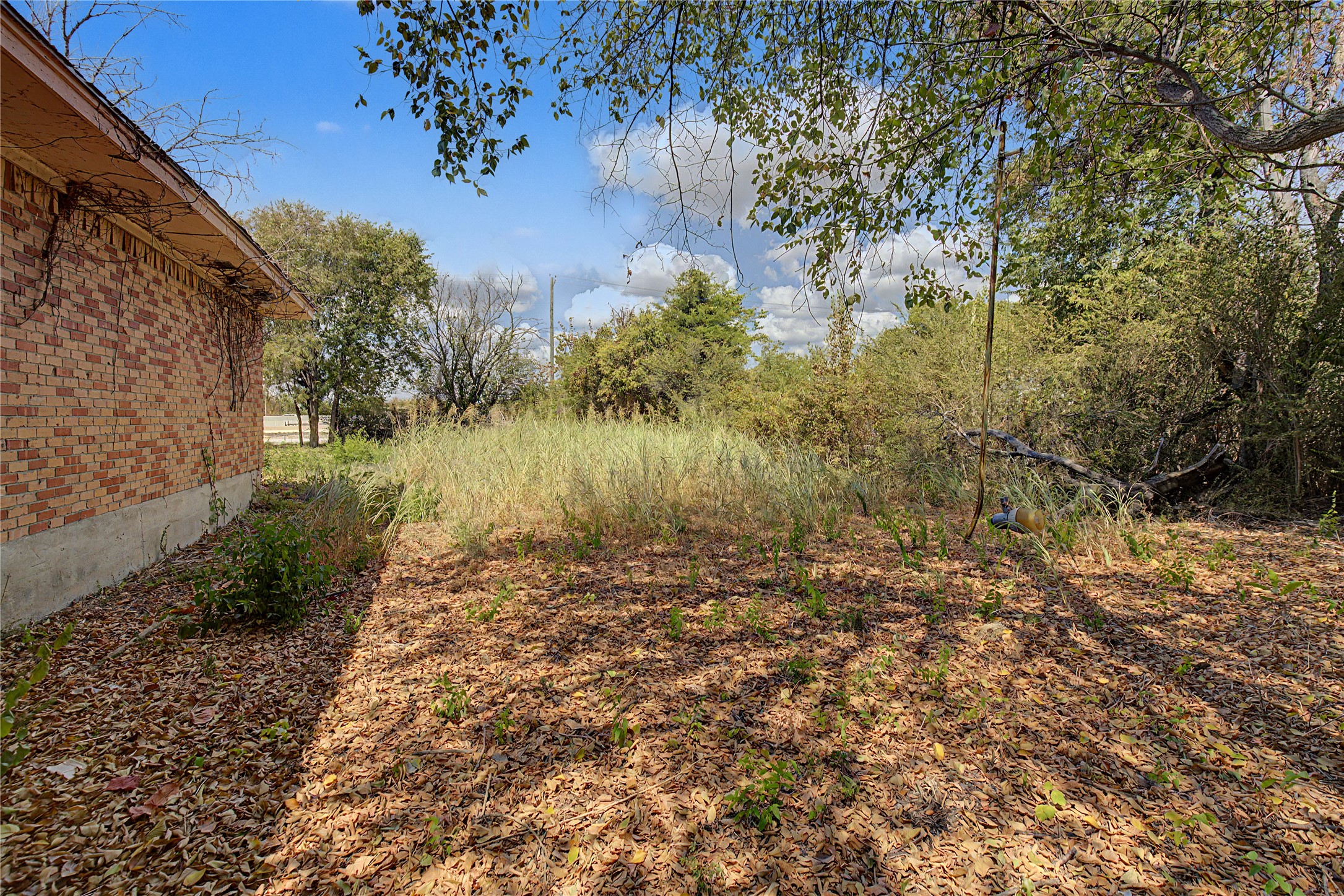 410 Ellis Avenue Property Photo 23