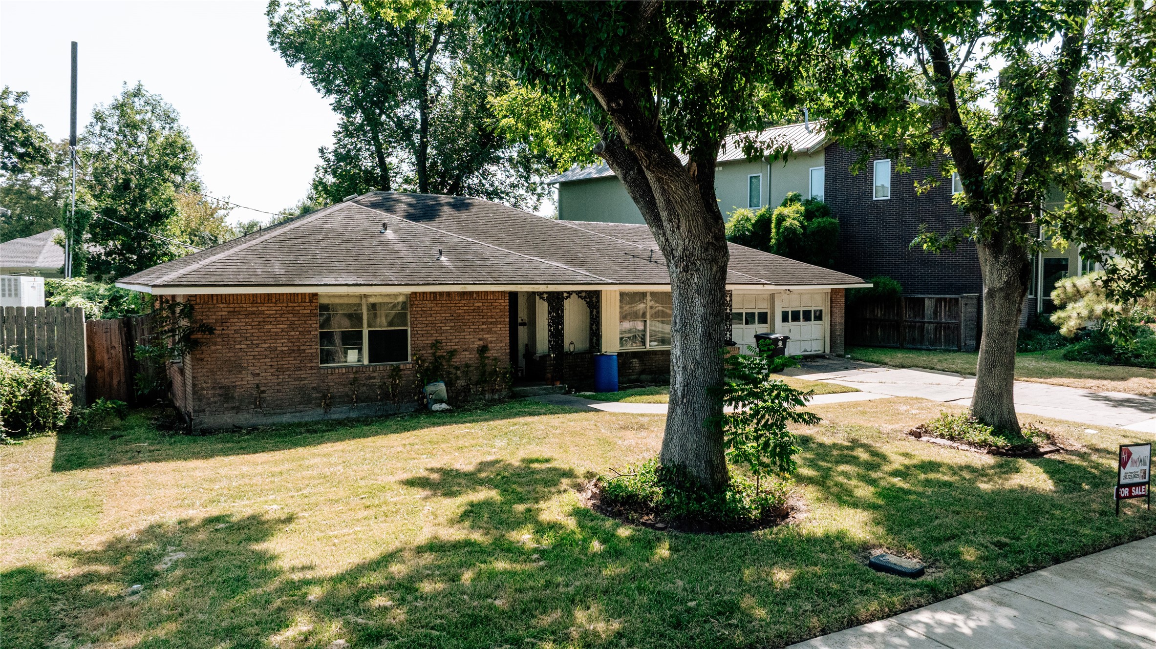 3807 Linkwood Drive Property Photo 2