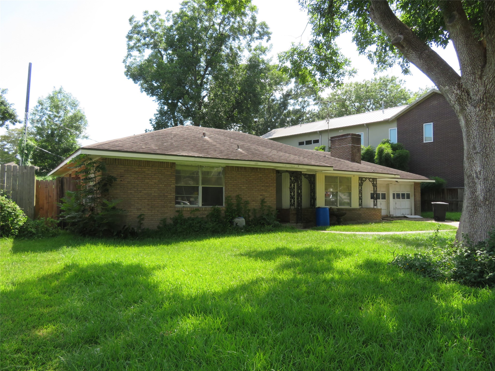 3807 Linkwood Drive Property Photo 8