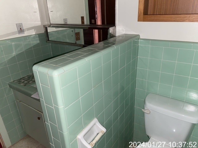 301 E Church Street Property Photo 33