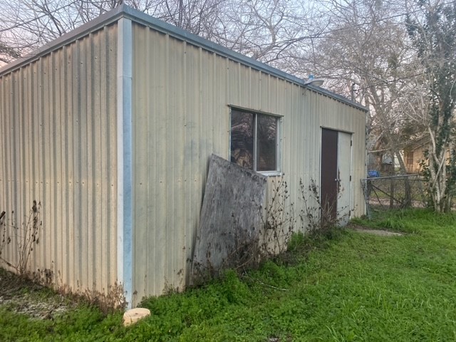301 E Church Street Property Photo 40