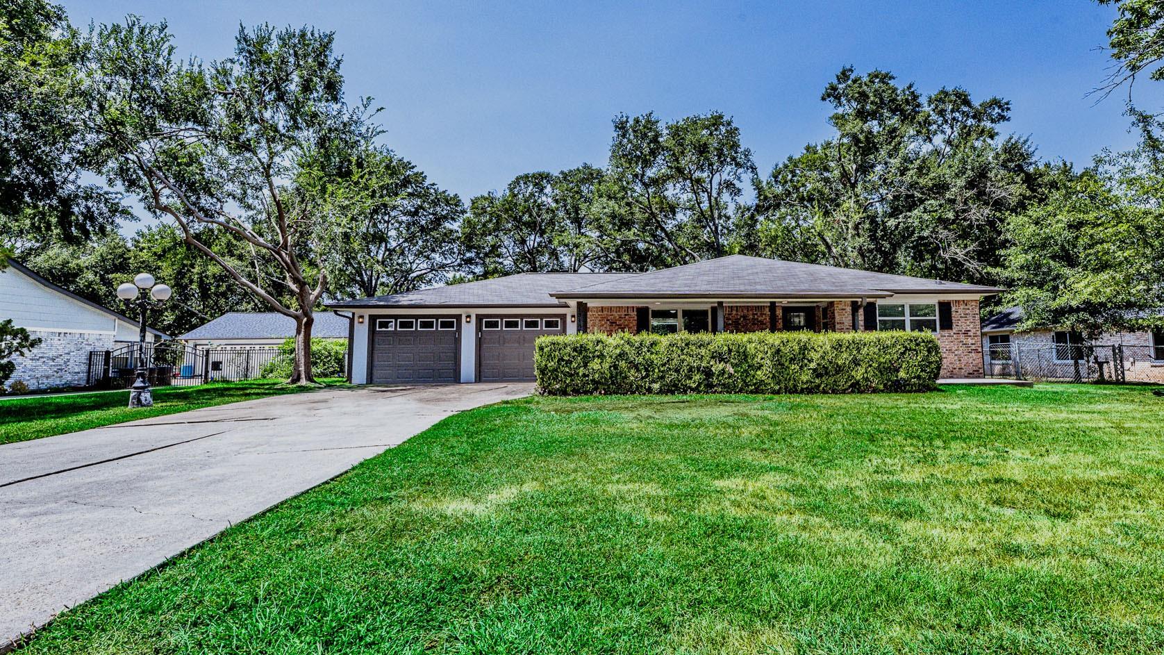 13185 Crest Drive Property Photo 6