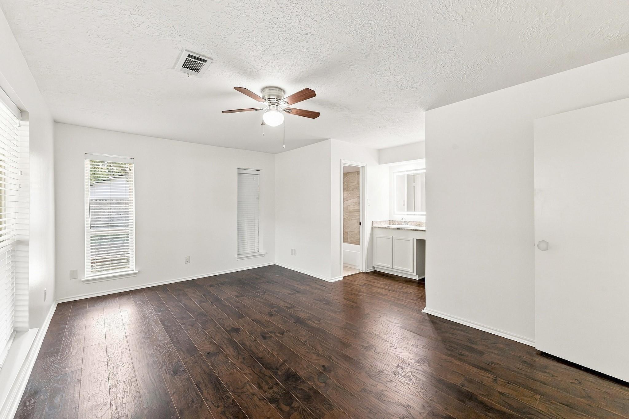 13185 Crest Drive Property Photo 19