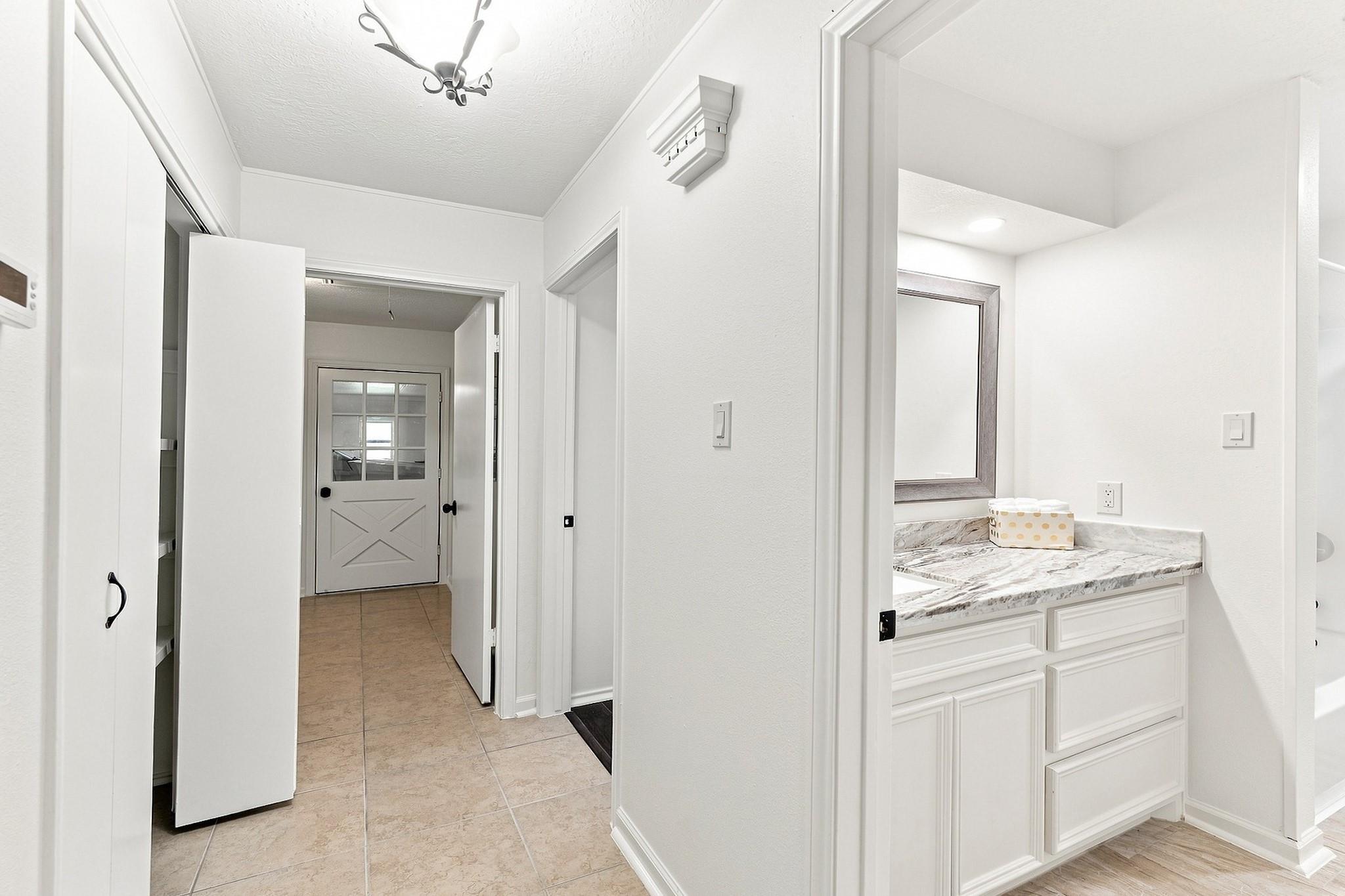 13185 Crest Drive Property Photo 29