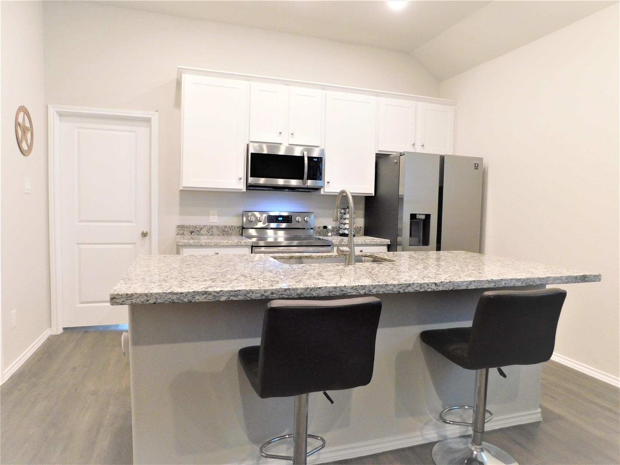 10954 Amblewood Street Property Photo 7