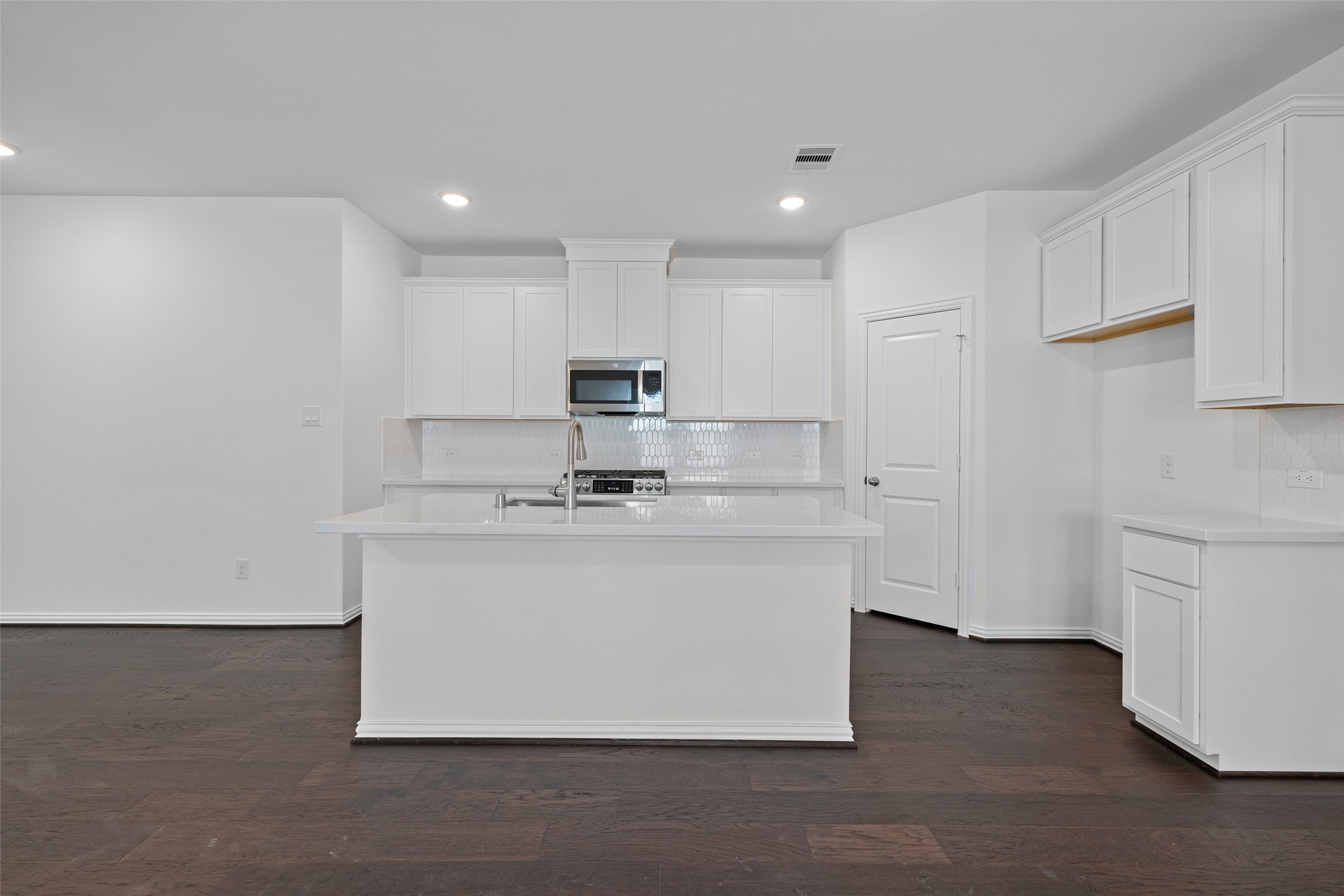 506 Cotton Patch Drive Property Photo 8