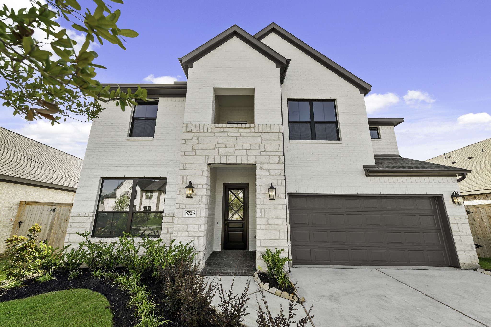 8723 Gleaming Village Way Property Photo 1