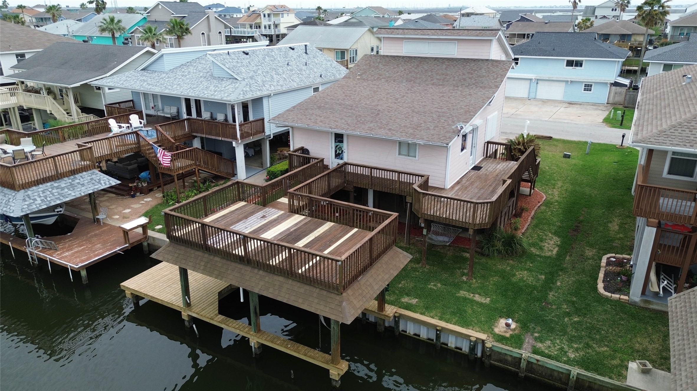 1031 Redfish Street Property Photo