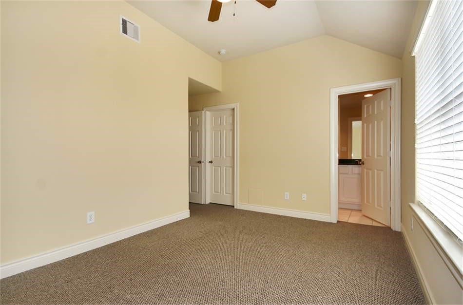 1717 Spring Street Property Photo 10