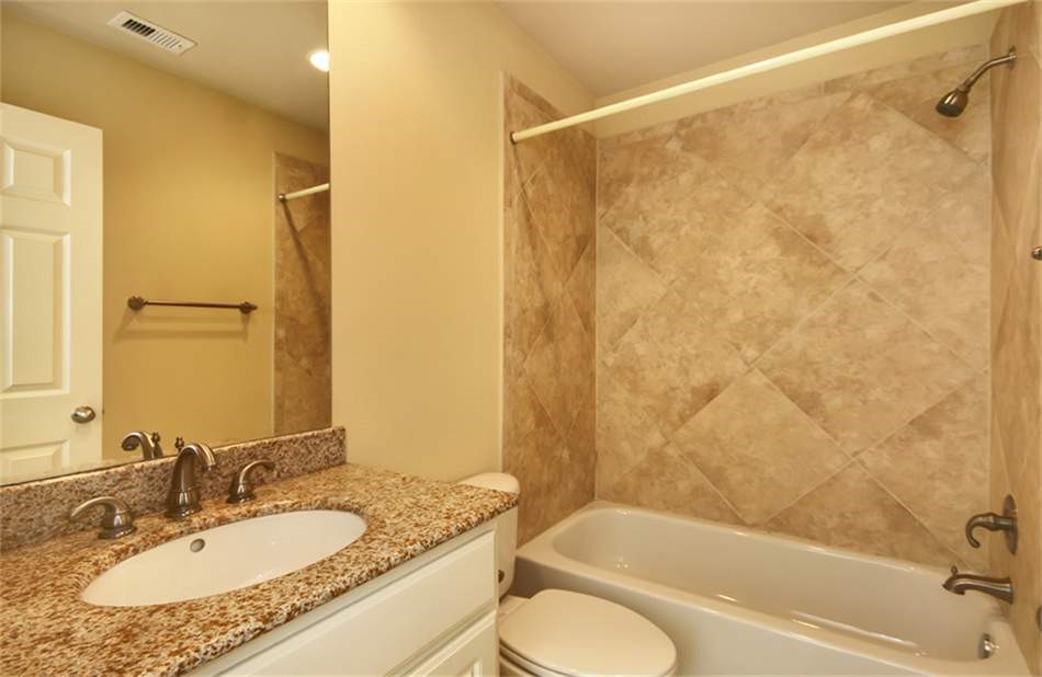 1717 Spring Street Property Photo 13