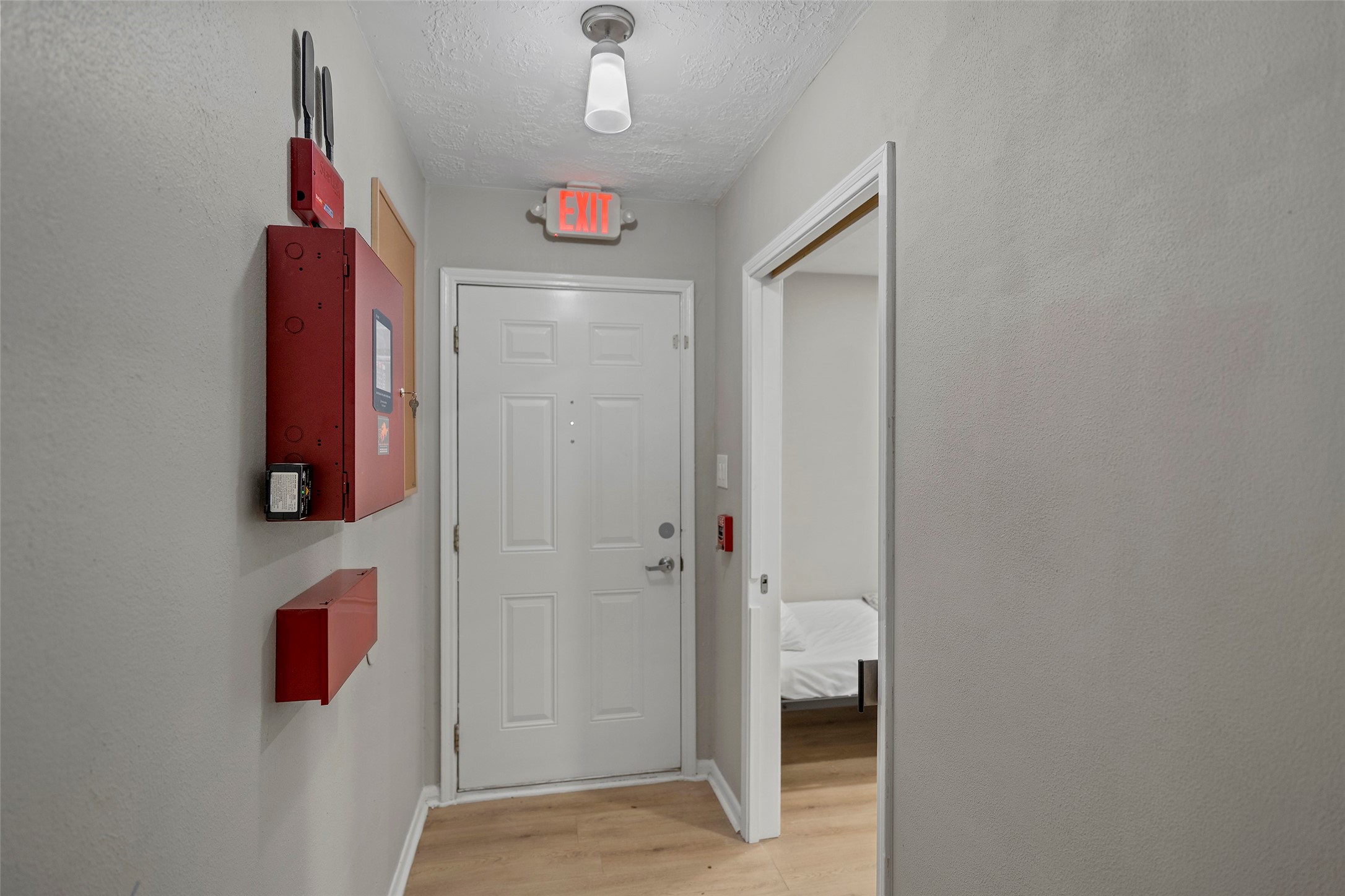 22114 Merrymount Drive Property Photo 4