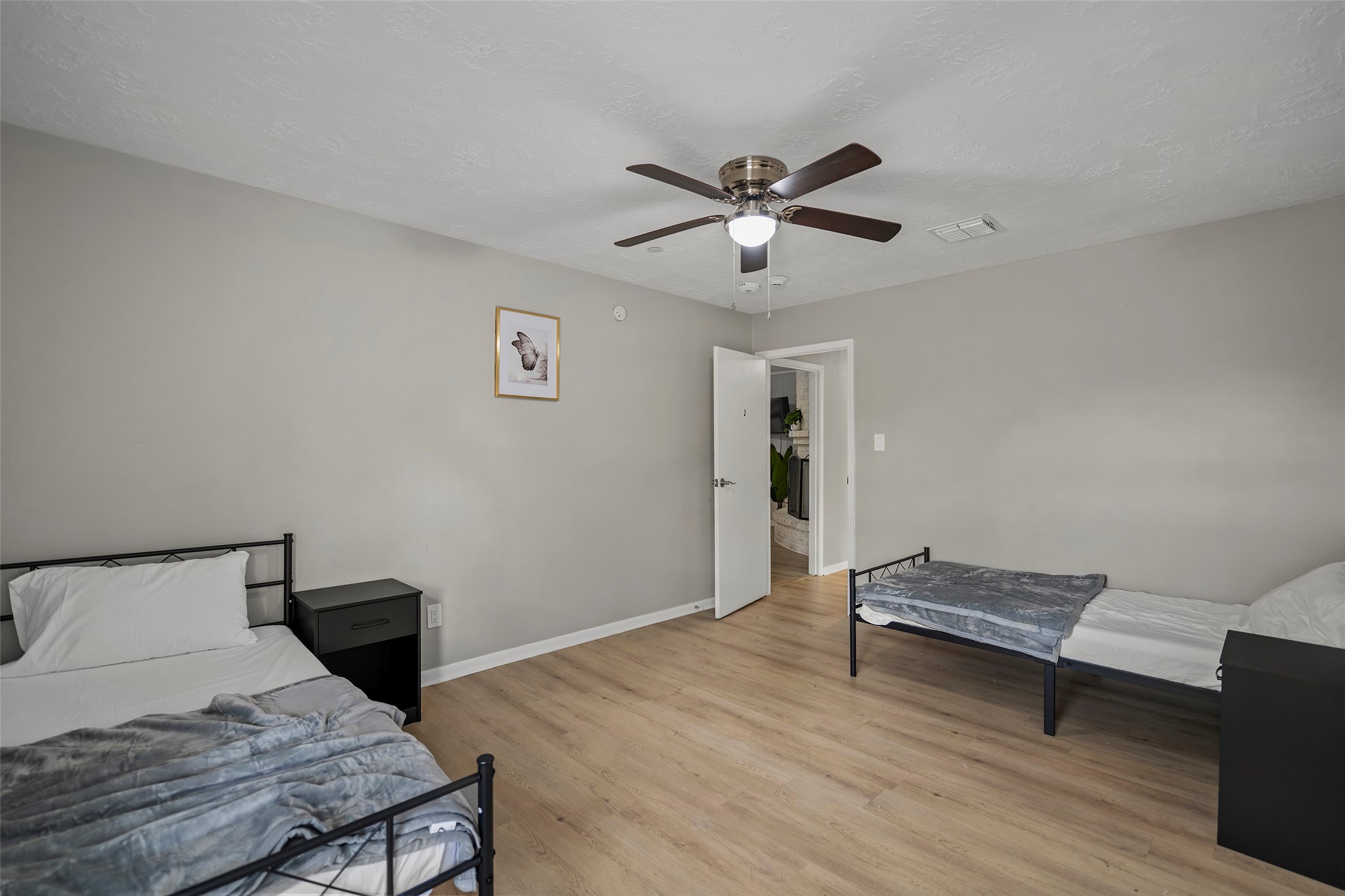 22114 Merrymount Drive Property Photo 11
