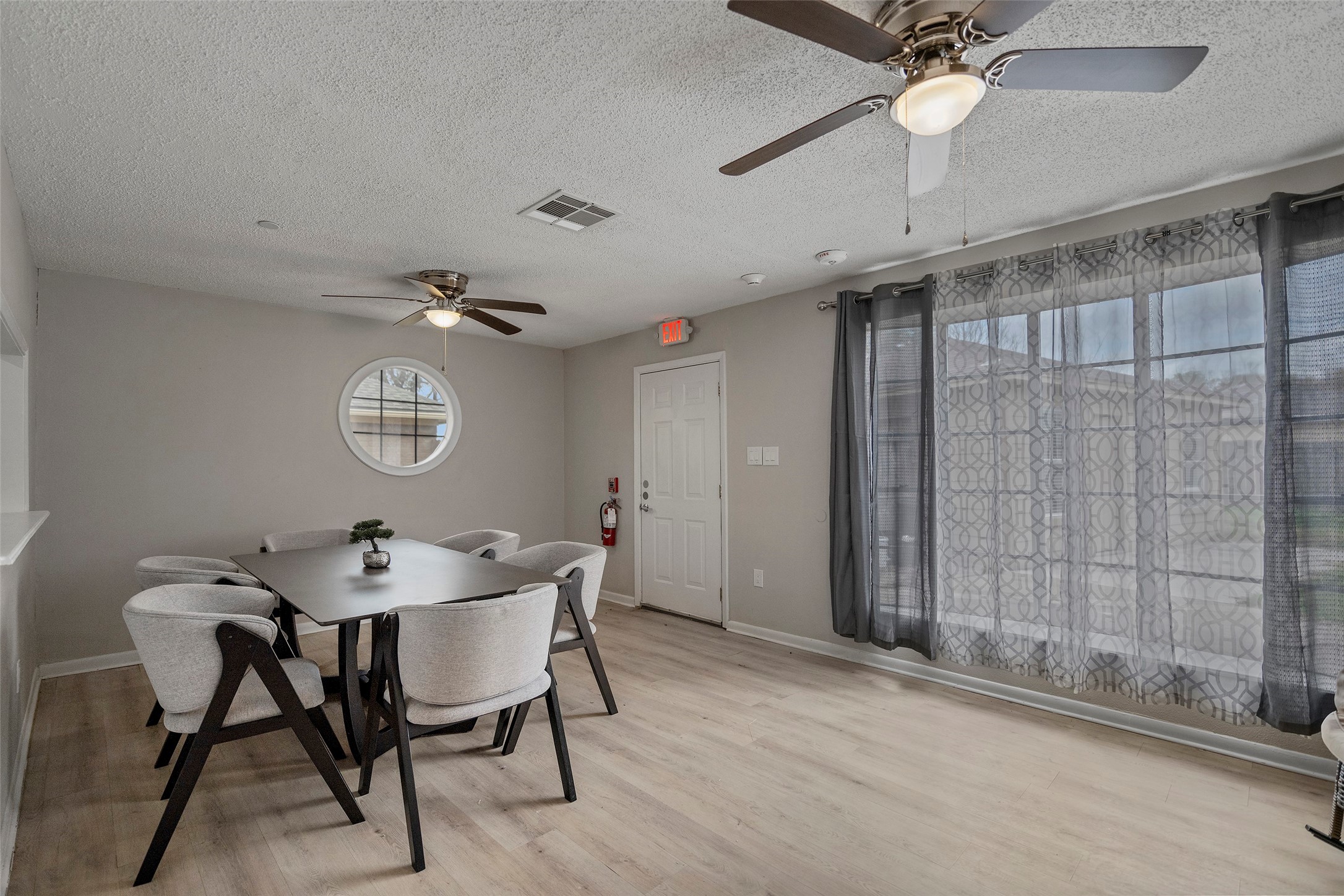 22114 Merrymount Drive Property Photo 25