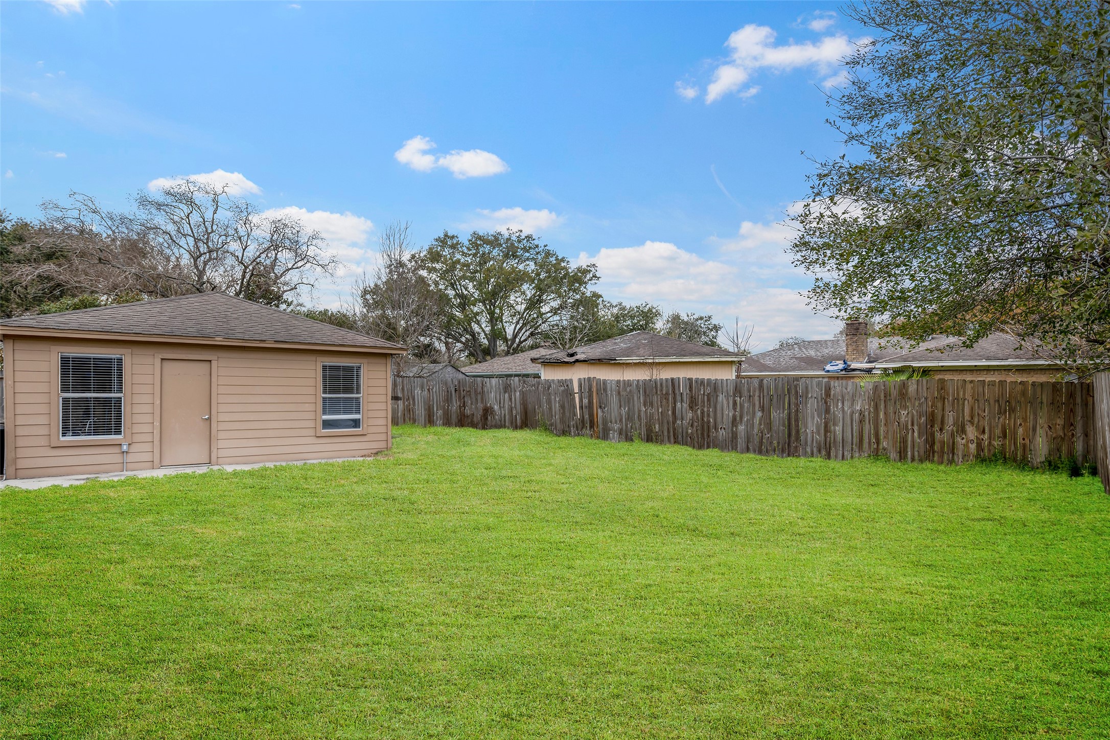 22114 Merrymount Drive Property Photo 27