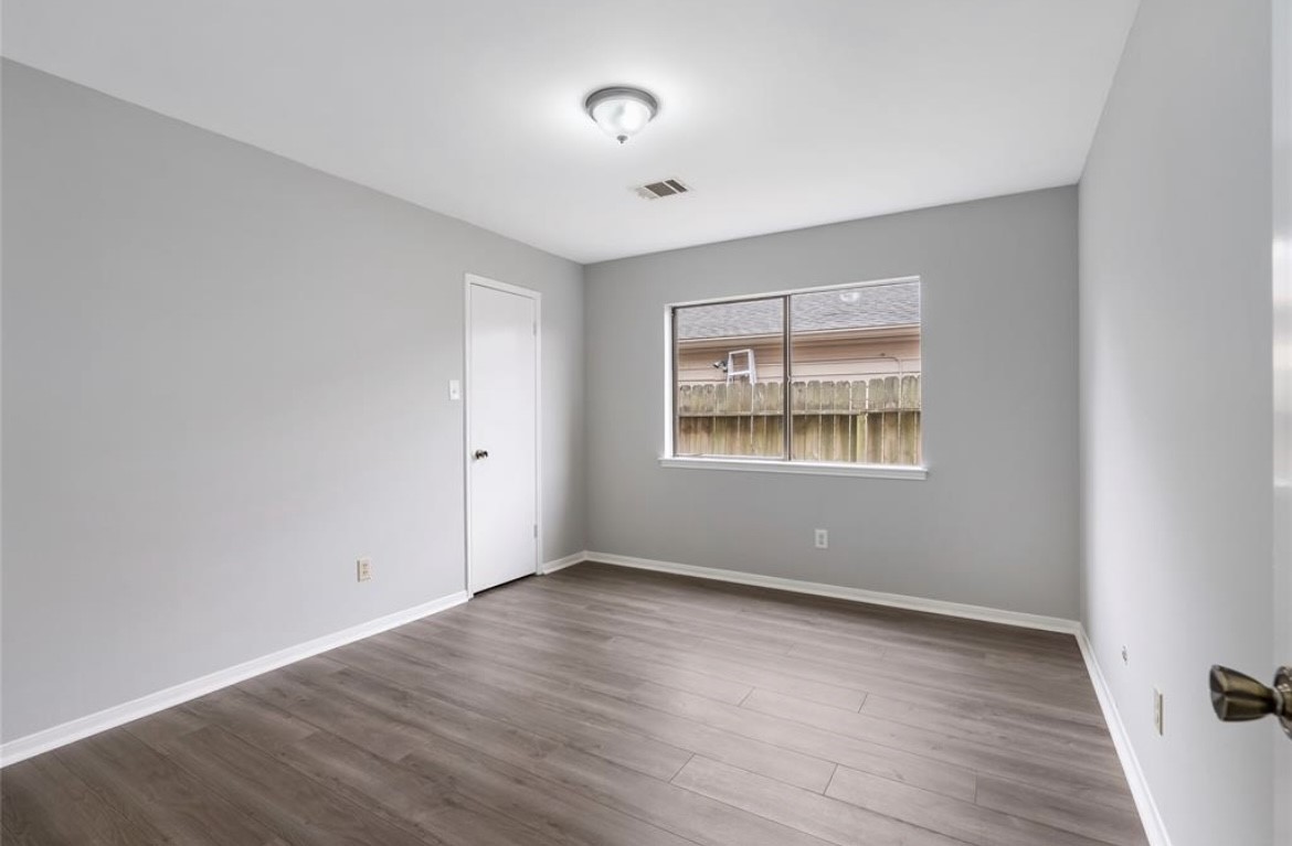 12226 Ravenmoor Drive Property Photo 20