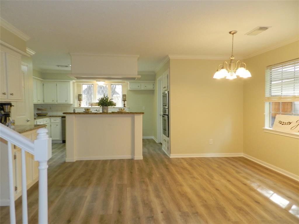 9403 Oxted Lane Property Photo 13
