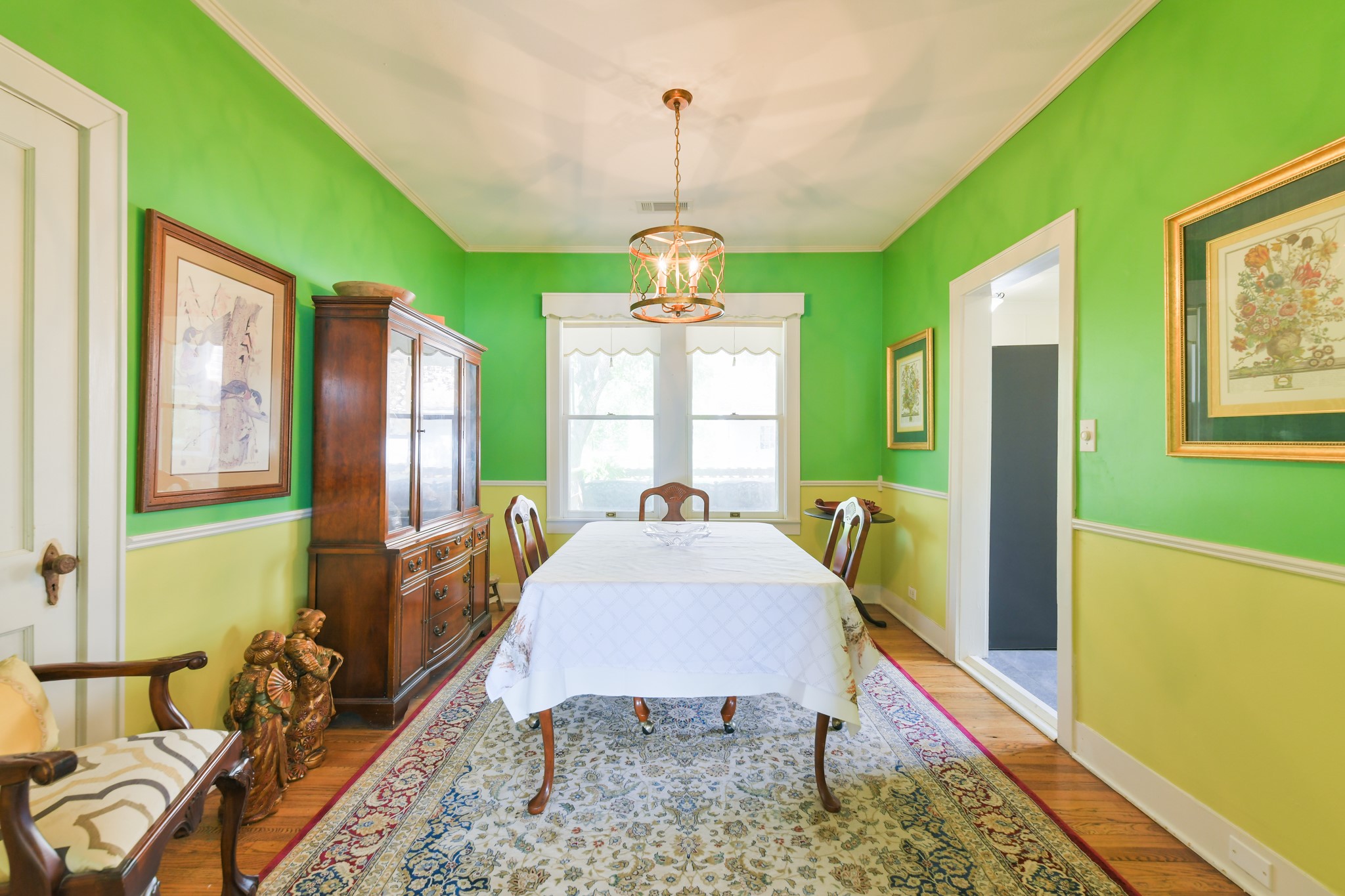 802 S Day Street Property Photo 17