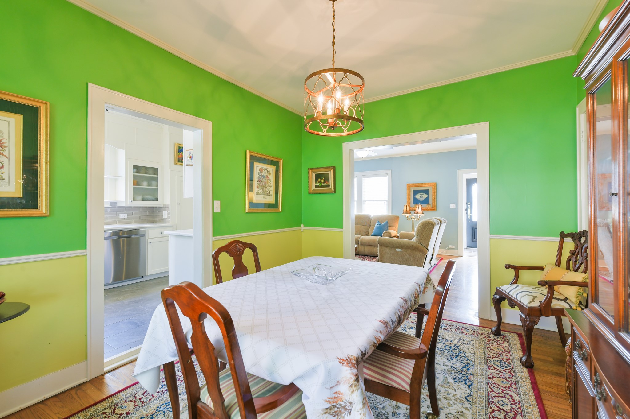 802 S Day Street Property Photo 19