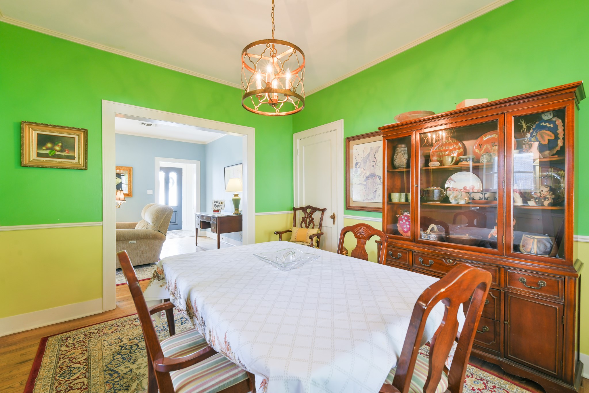 802 S Day Street Property Photo 20