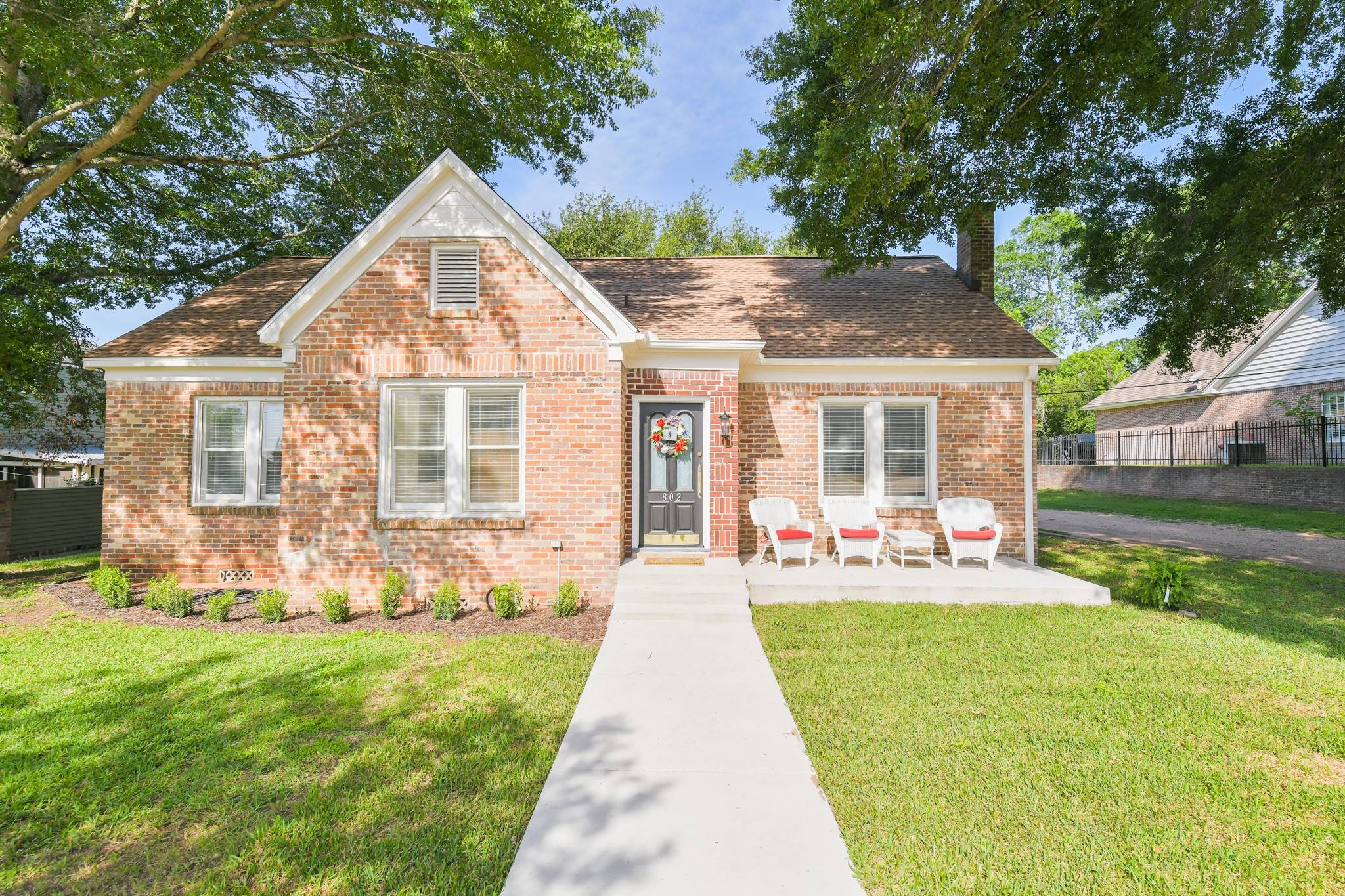 802 S Day Street Property Photo 44