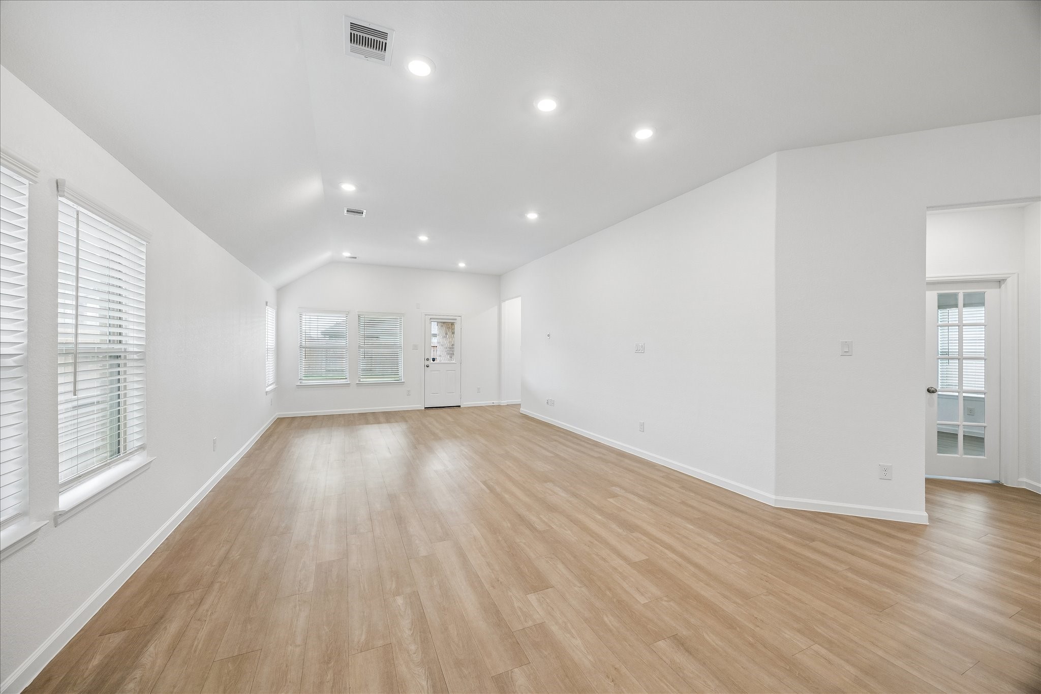 7202 Darting Plover Way Property Photo 16