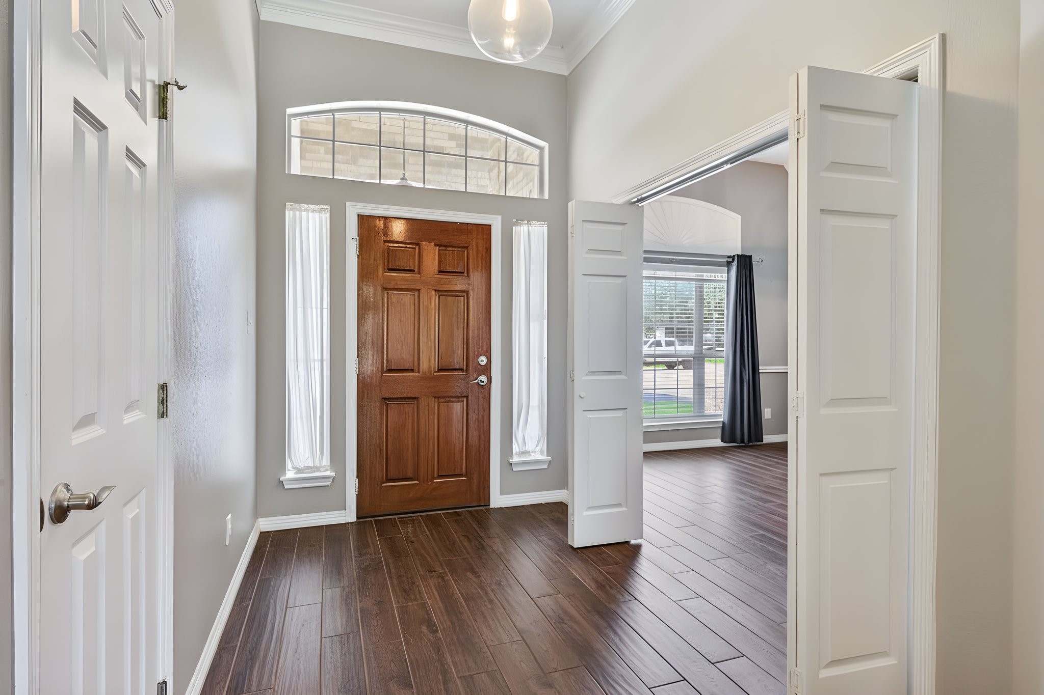 2107 Williams Way Property Photo 3