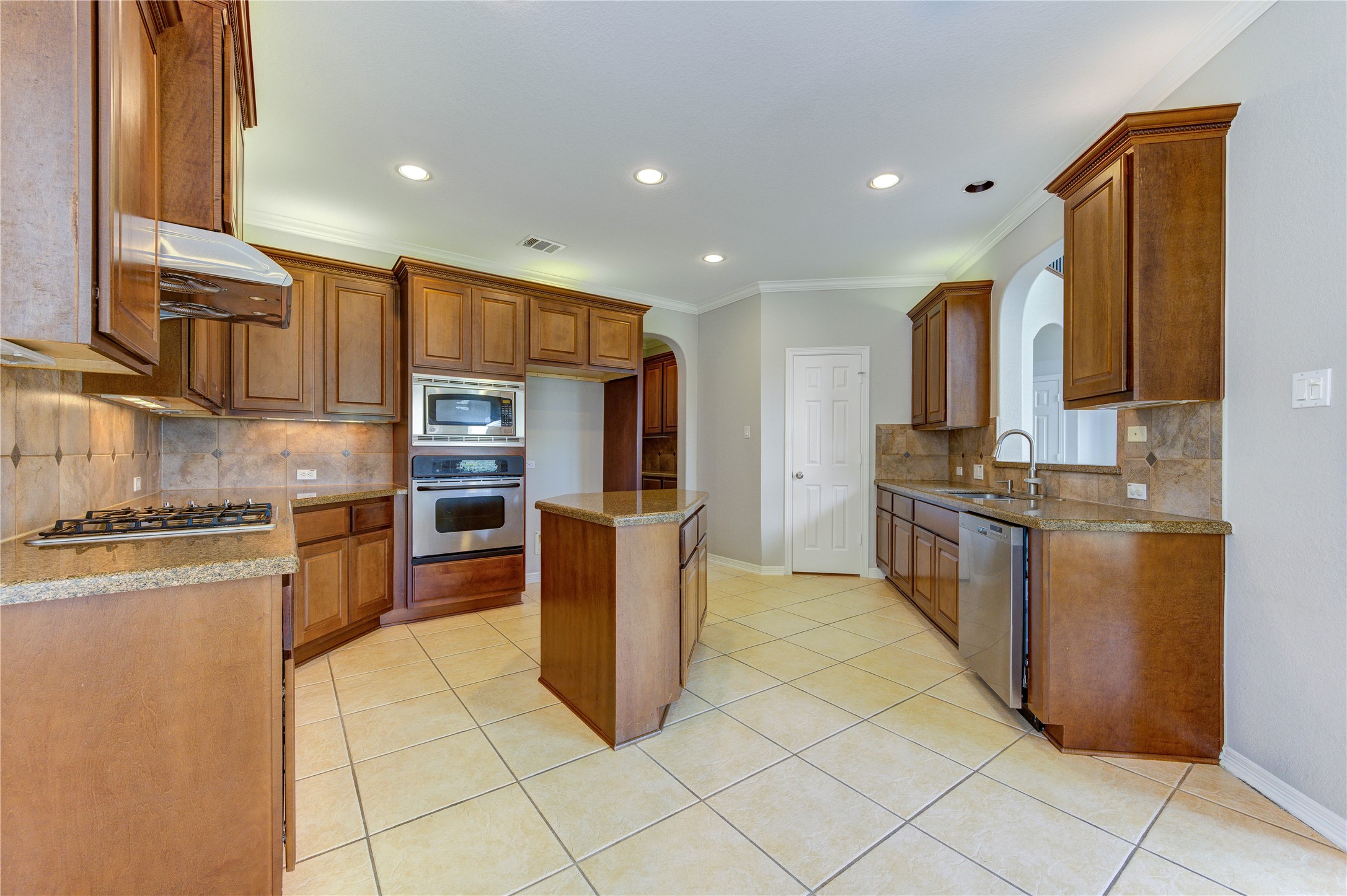 3819 Rivermoss Lane Property Photo 18