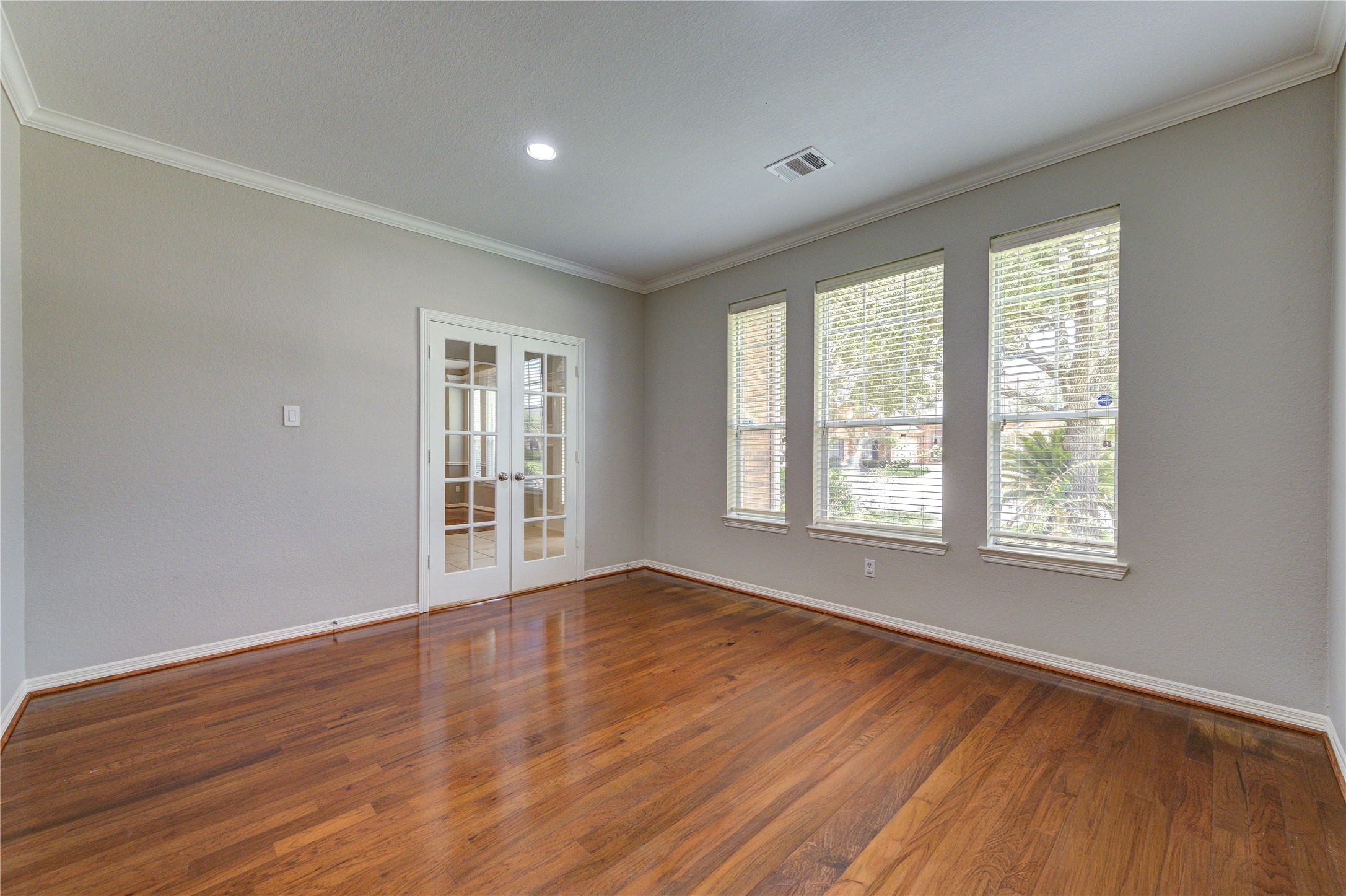 3819 Rivermoss Lane Property Photo 23