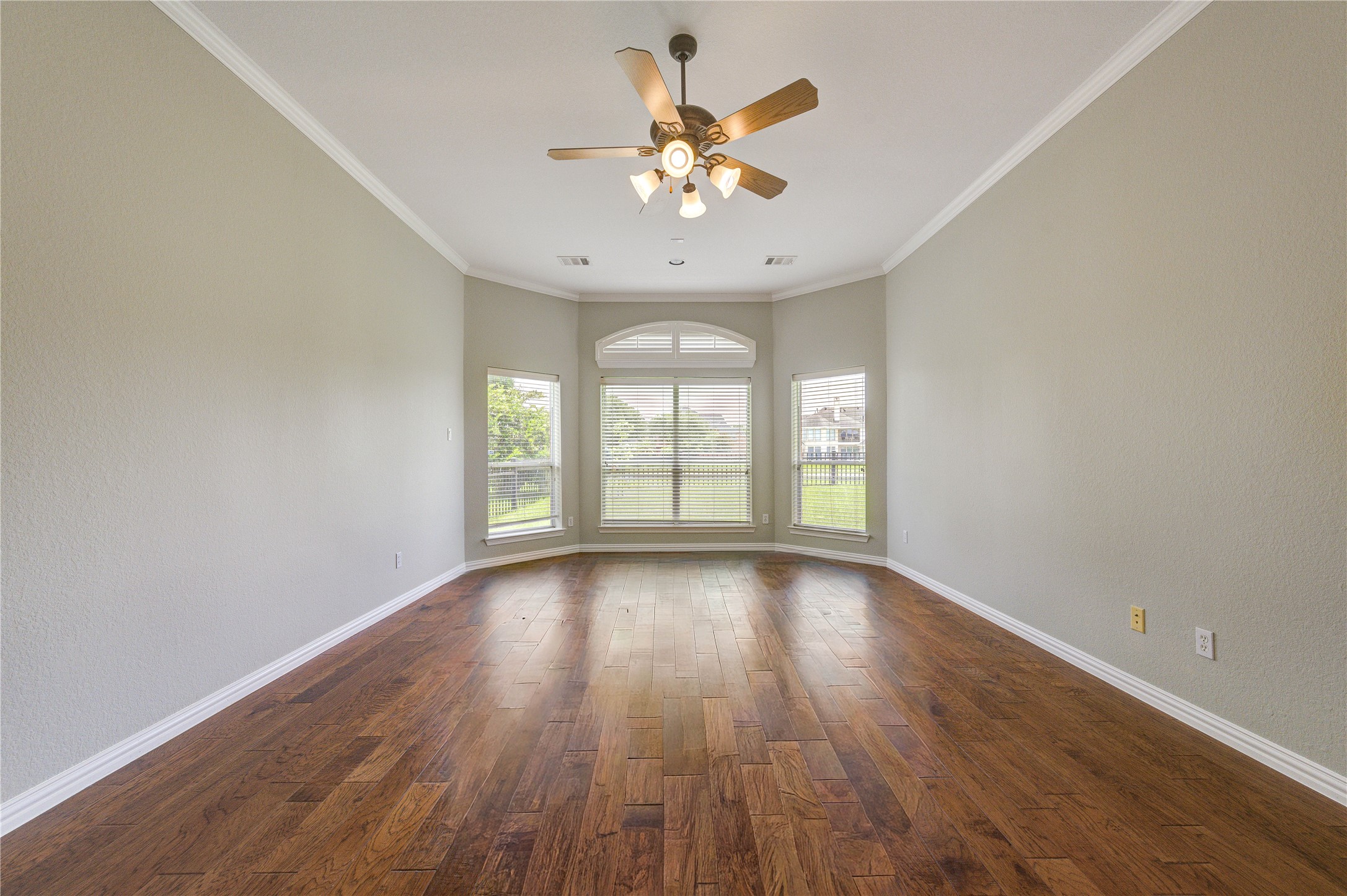 3819 Rivermoss Lane Property Photo 24