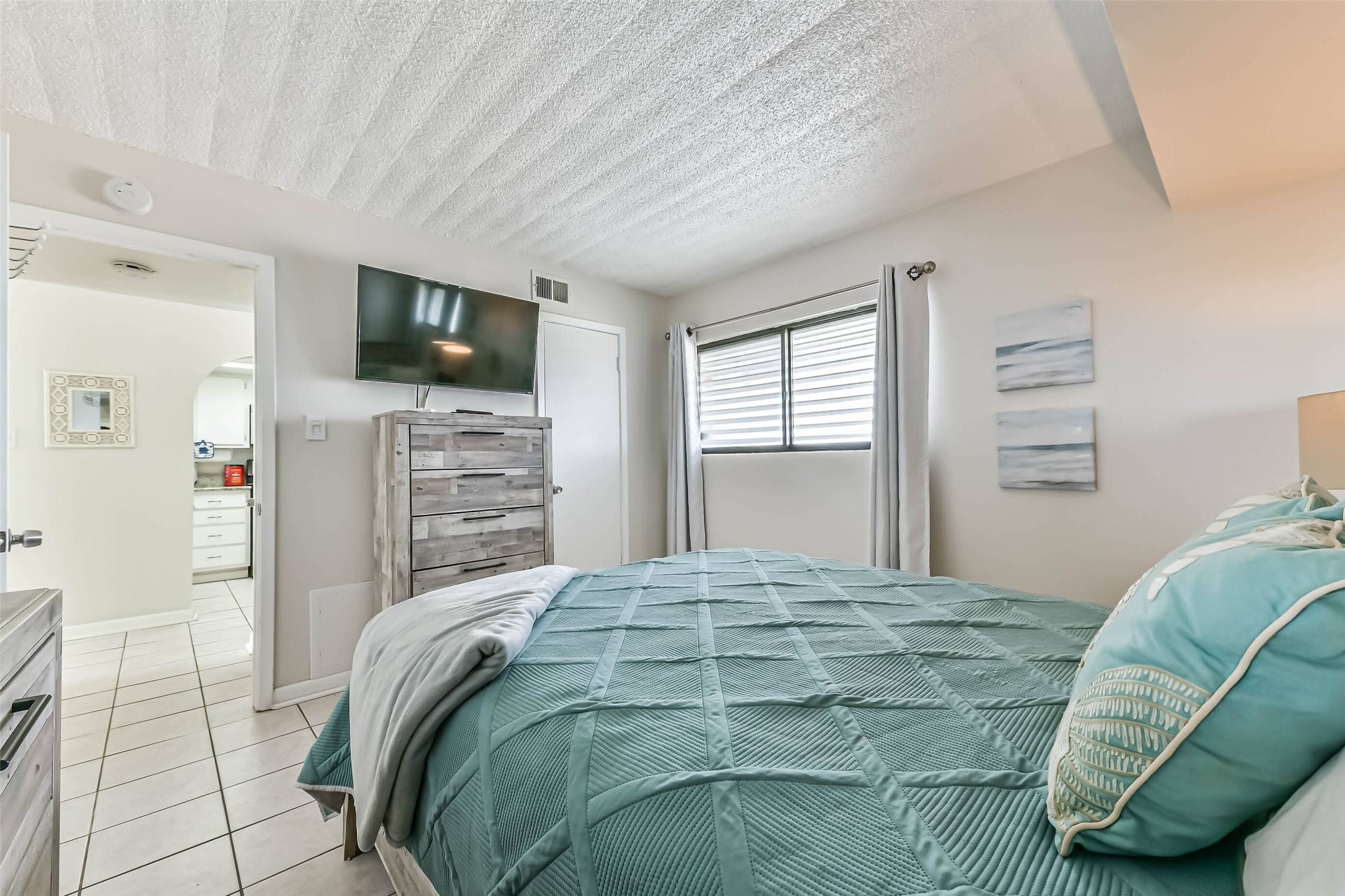 7310 Seawall Boulevard 402 Property Photo 28